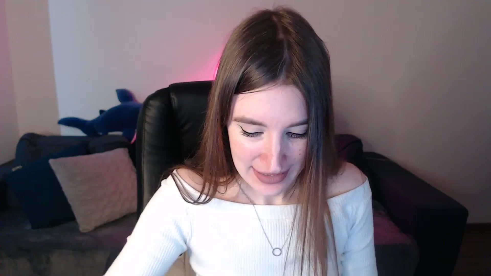 Gallery image thumbnail from Brocard's myfreecams stream on, 03/15/2025, 10:17 image 8 of 20