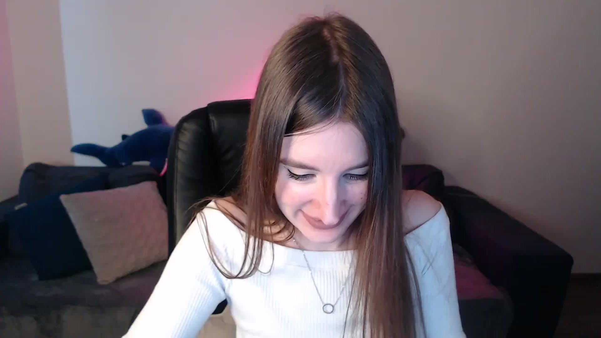 Gallery image thumbnail from Brocard's myfreecams stream on, 03/15/2025, 10:17 image 12 of 20