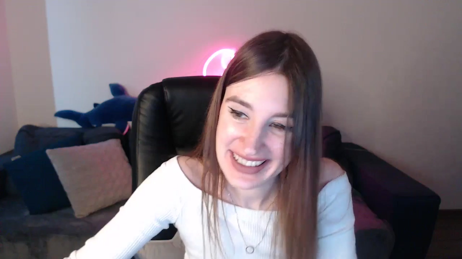 Gallery image thumbnail from Brocard's myfreecams stream on, 03/15/2025, 10:17 image 5 of 20
