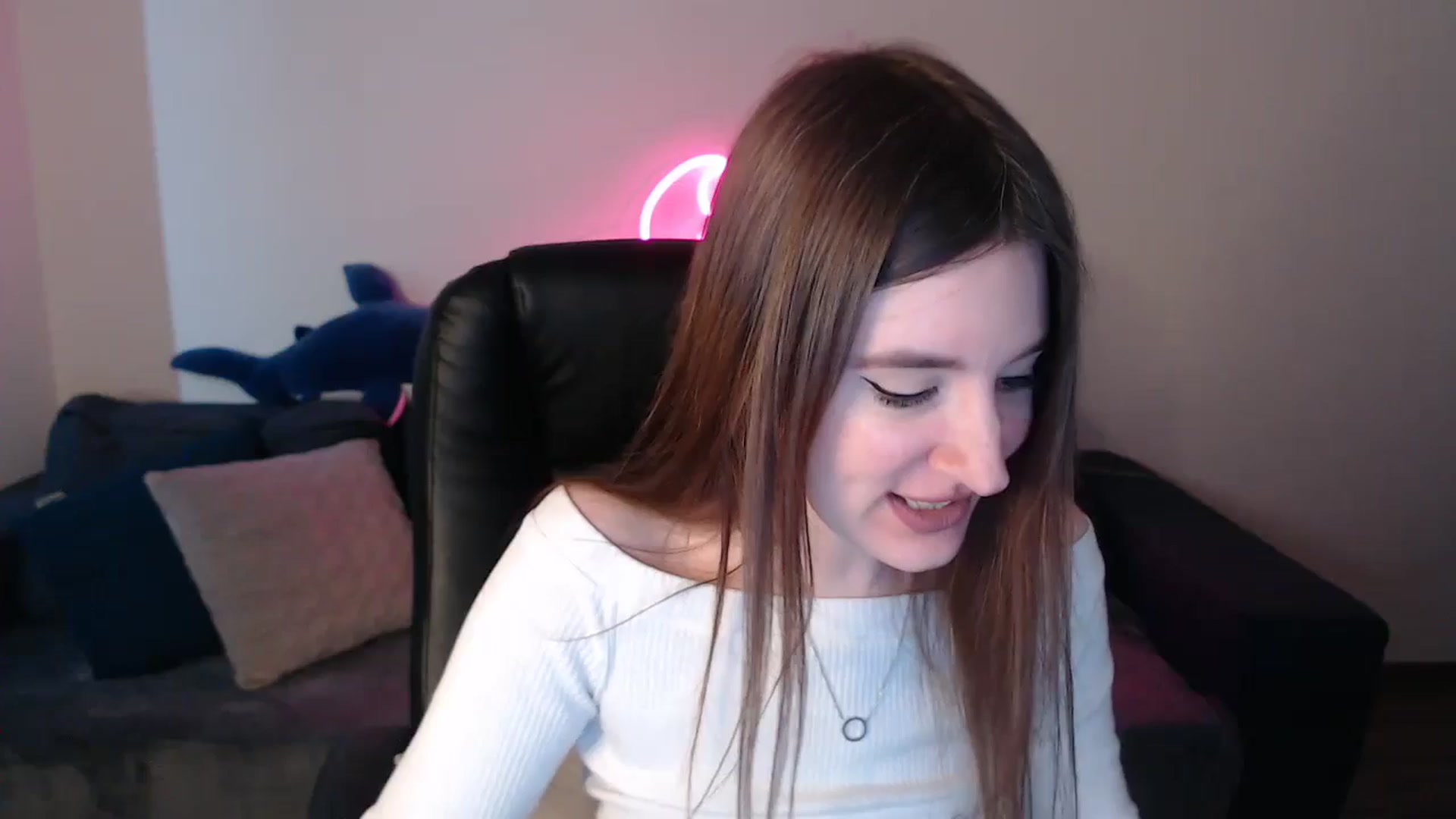Gallery image thumbnail from Brocard's myfreecams stream on, 03/15/2025, 10:17 image 1 of 20