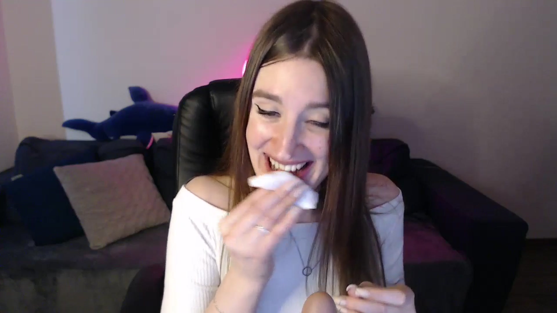 Gallery image thumbnail from Brocard's myfreecams stream on, 03/15/2025, 11:15 image 10 of 20