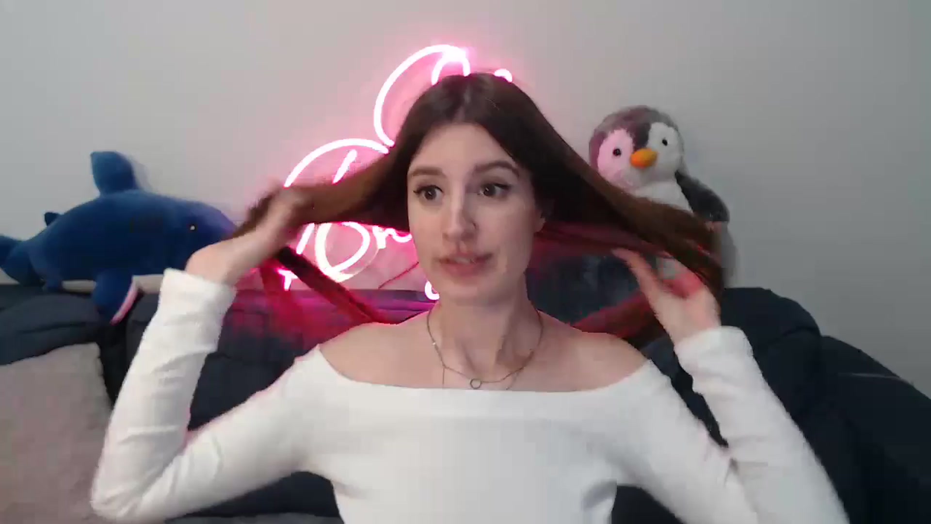 Gallery image thumbnail from Brocard's myfreecams stream on, 03/15/2025, 14:00 image 6 of 20