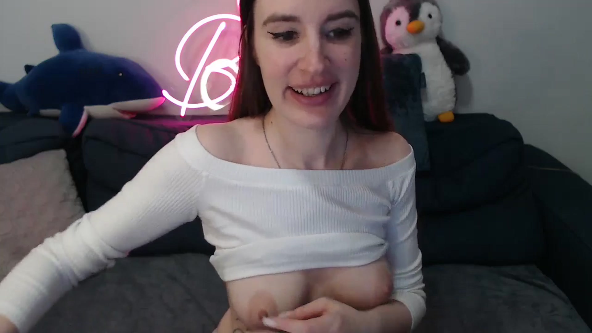 Gallery image thumbnail from Brocard's myfreecams stream on, 03/15/2025, 14:00 image 14 of 20