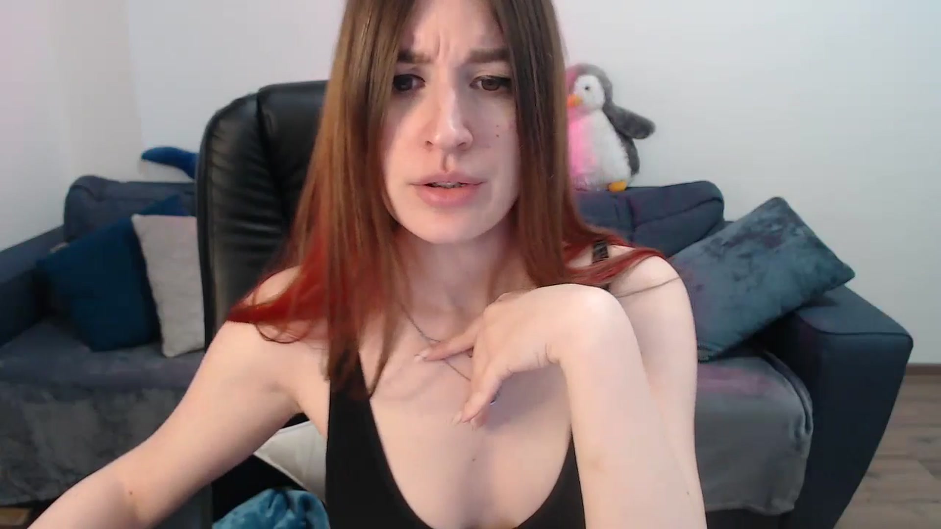 Gallery image thumbnail from Brocard's myfreecams stream on, 03/17/2025, 09:53 image 13 of 20