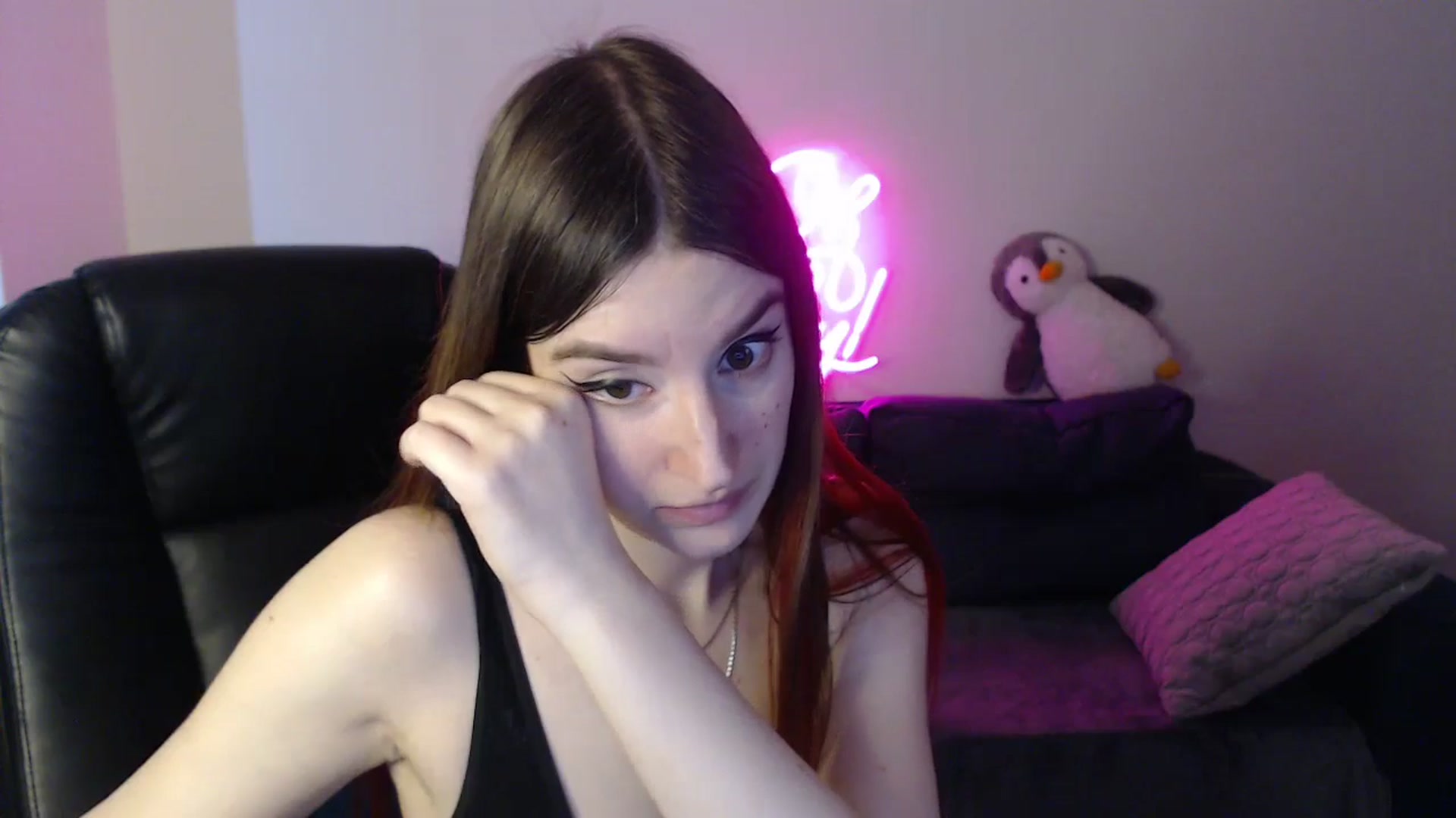 Gallery image thumbnail from Brocard's myfreecams stream on, 03/22/2025, 10:35 image 19 of 20