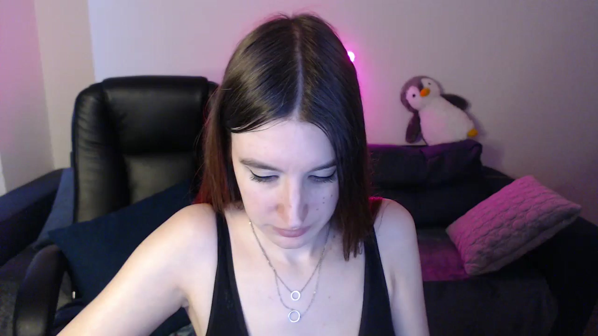 Gallery image thumbnail from Brocard's myfreecams stream on, 03/22/2025, 12:46 image 9 of 20