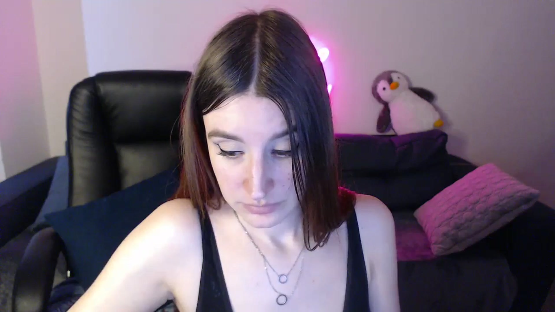 Gallery image thumbnail from Brocard's myfreecams stream on, 03/22/2025, 12:46 image 15 of 20