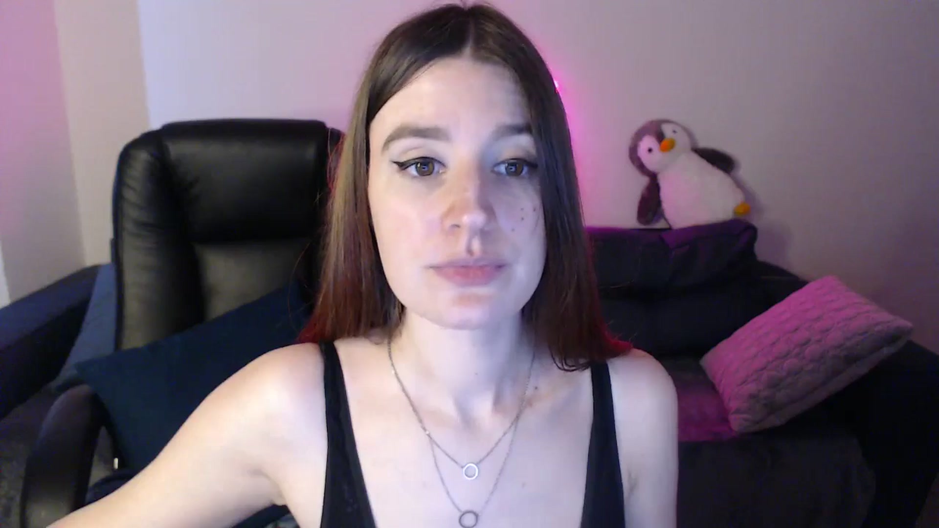 Gallery image thumbnail from Brocard's myfreecams stream on, 03/22/2025, 12:46 image 6 of 20