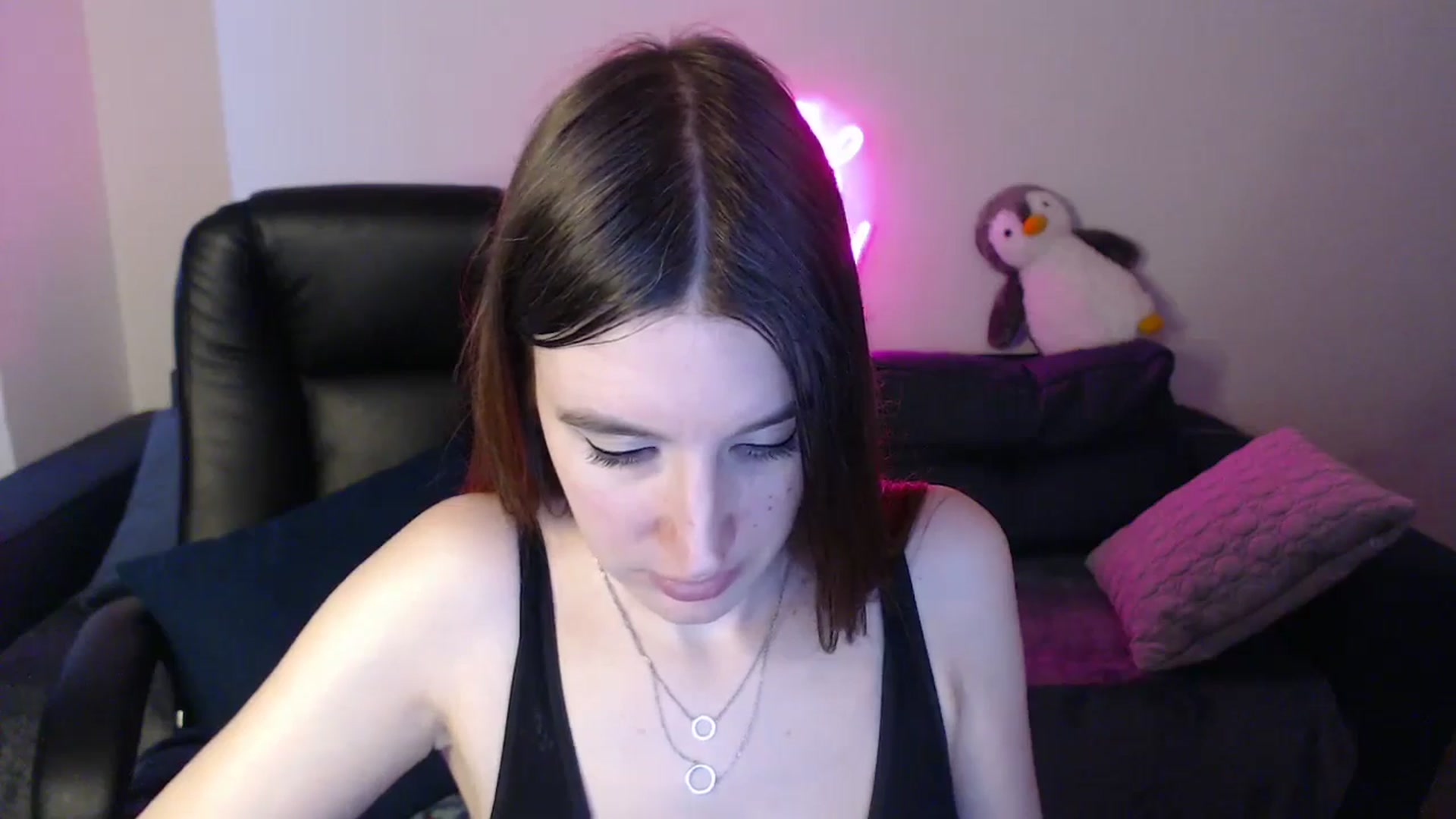 Gallery image thumbnail from Brocard's myfreecams stream on, 03/22/2025, 12:46 image 10 of 20