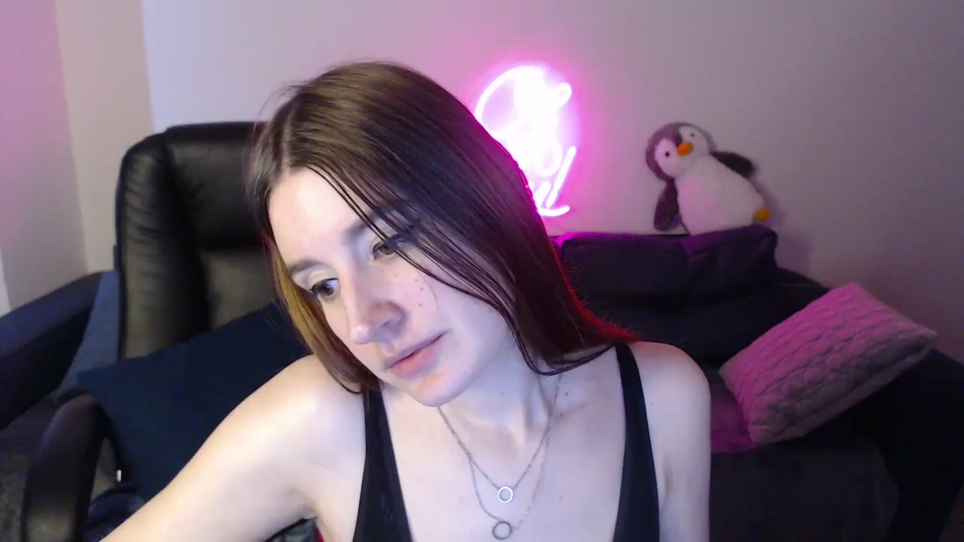 Gallery image thumbnail from Brocard's myfreecams stream on, 03/22/2025, 12:46 image 11 of 20
