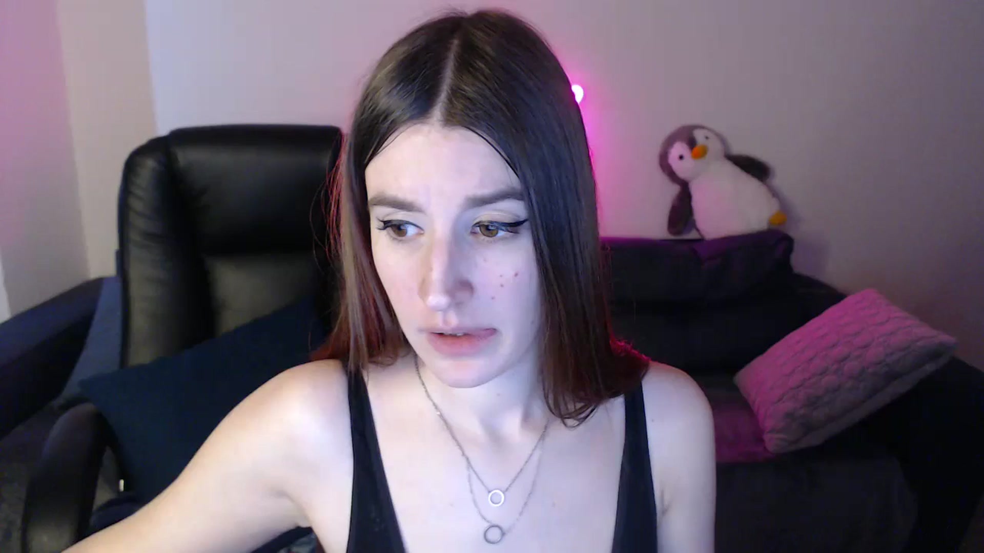 Gallery image thumbnail from Brocard's myfreecams stream on, 03/22/2025, 12:46 image 18 of 20