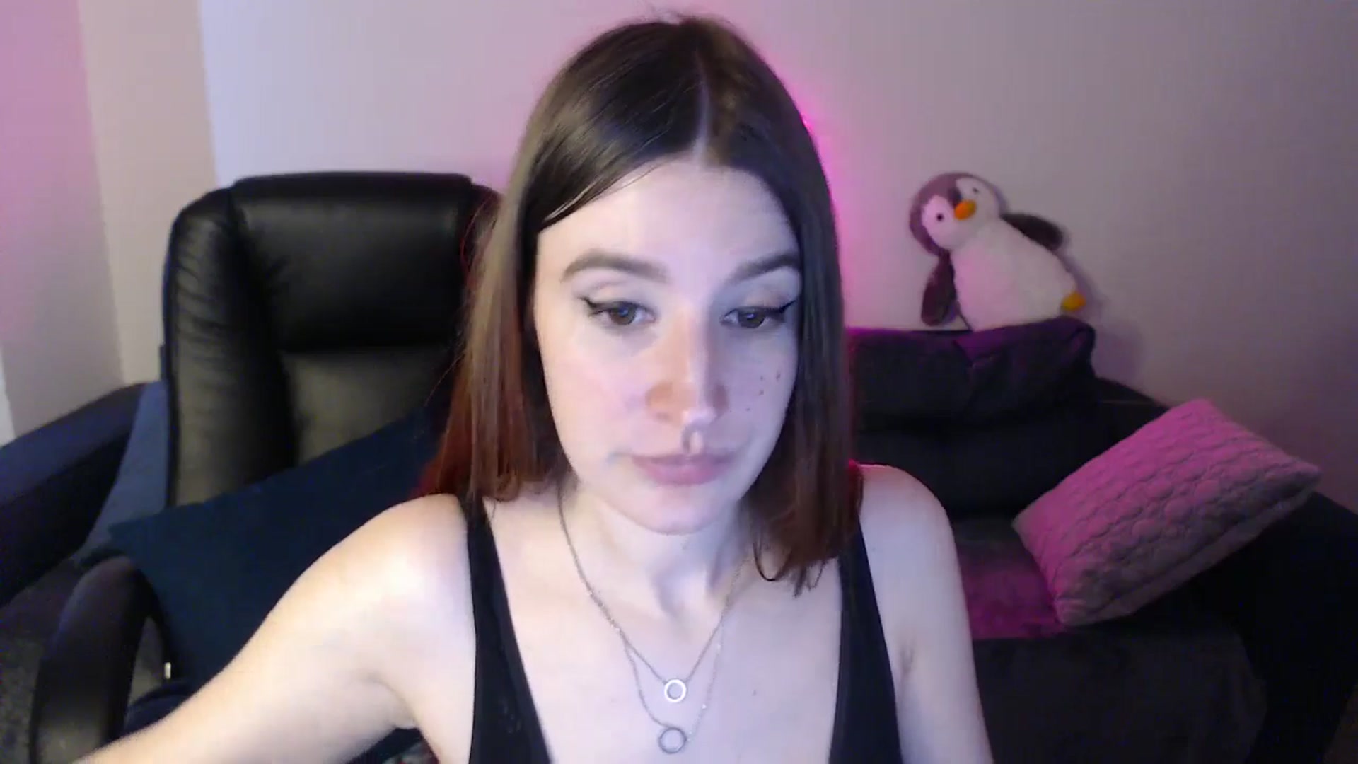Gallery image thumbnail from Brocard's myfreecams stream on, 03/22/2025, 12:46 image 17 of 20