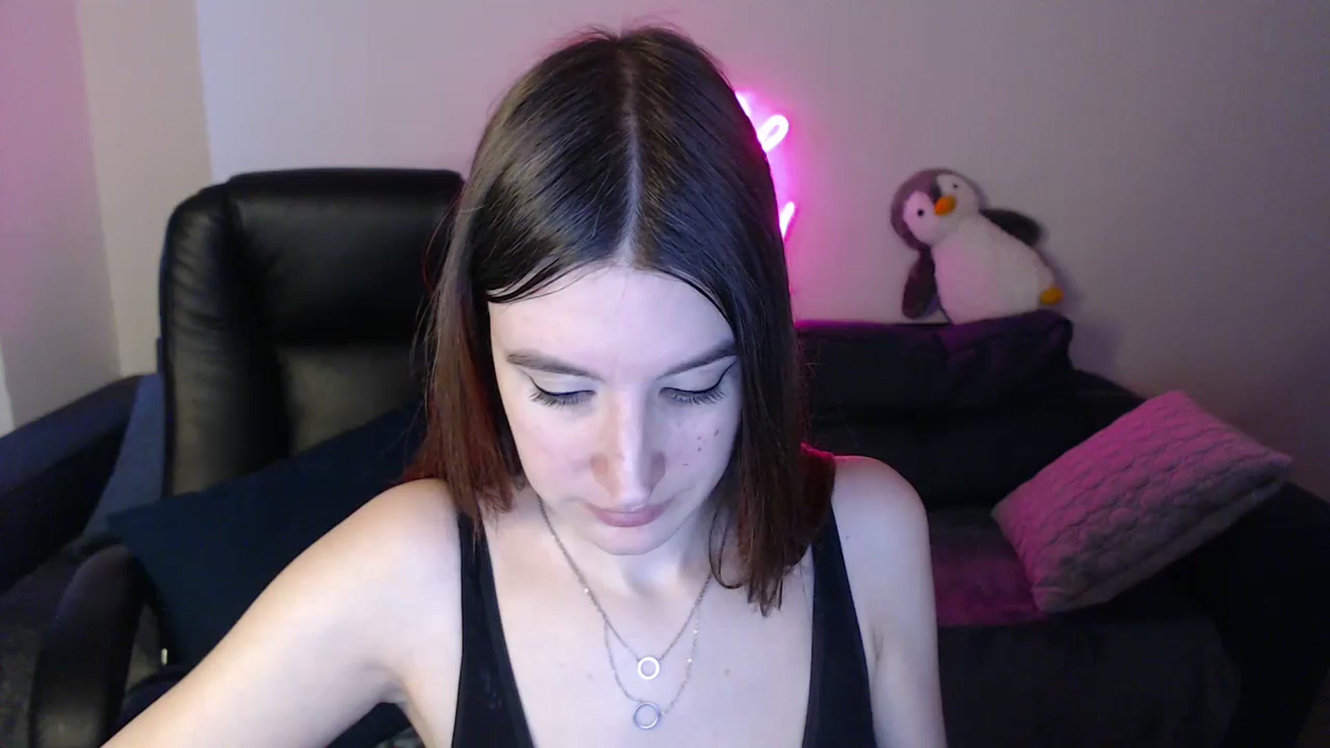 Gallery image thumbnail from Brocard's myfreecams stream on, 03/22/2025, 12:46 image 20 of 20