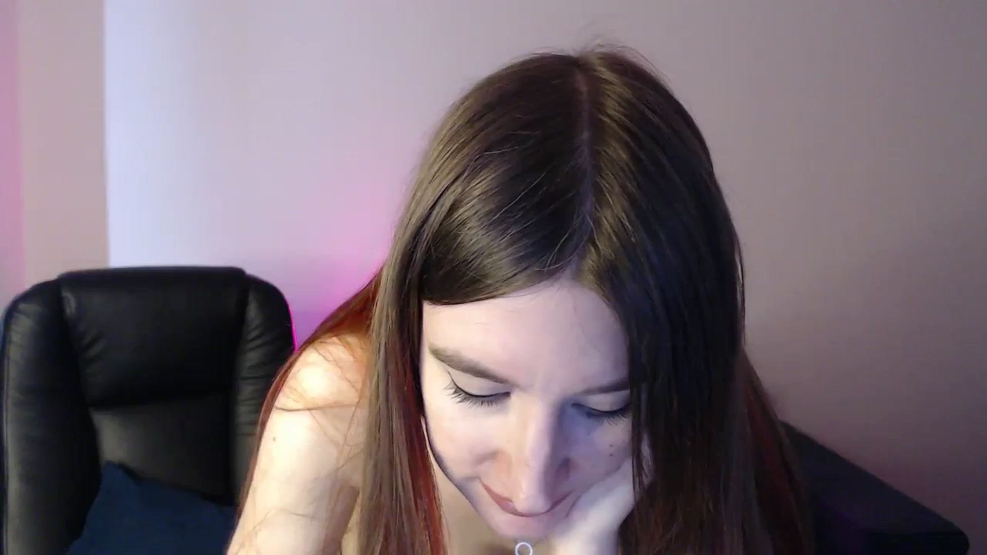 Gallery image thumbnail from Brocard's myfreecams stream on, 03/23/2025, 09:40 image 9 of 20