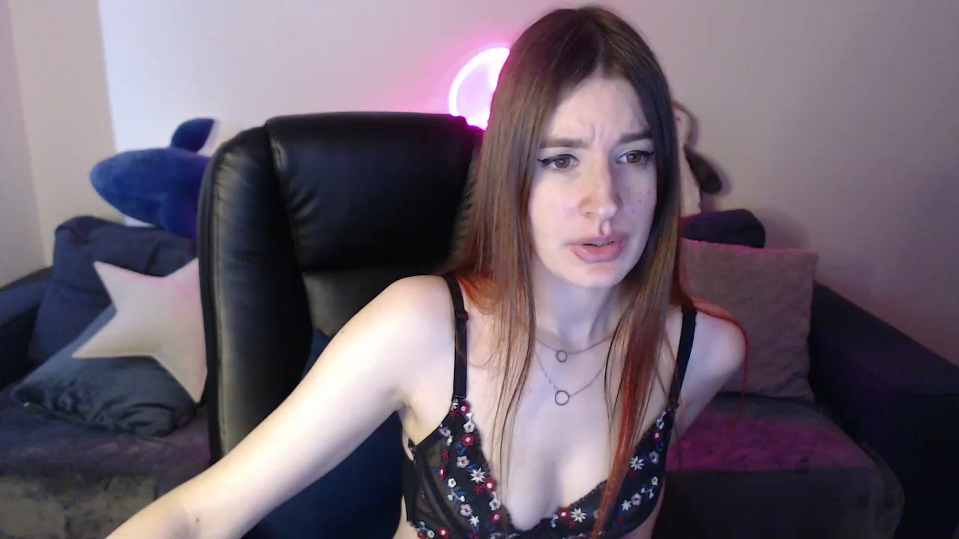 Gallery image thumbnail from Brocard's myfreecams stream on, 03/24/2025, 11:27 image 17 of 20