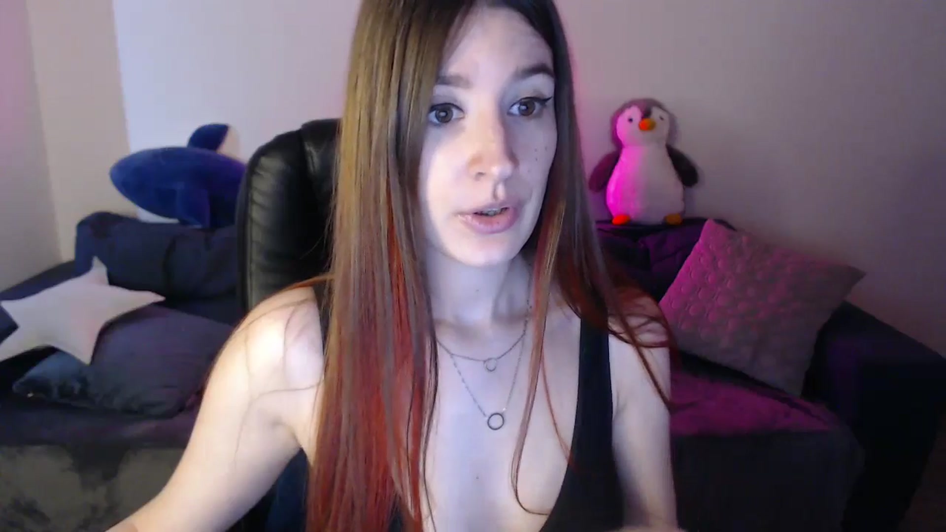 Gallery image thumbnail from Brocard's myfreecams stream on, 03/25/2025, 10:08 image 4 of 20