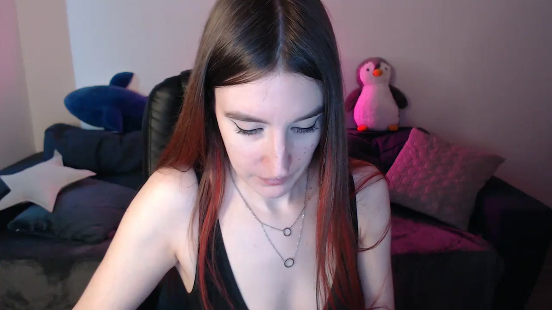 Gallery image thumbnail from Brocard's myfreecams stream on, 03/25/2025, 10:08 image 8 of 20