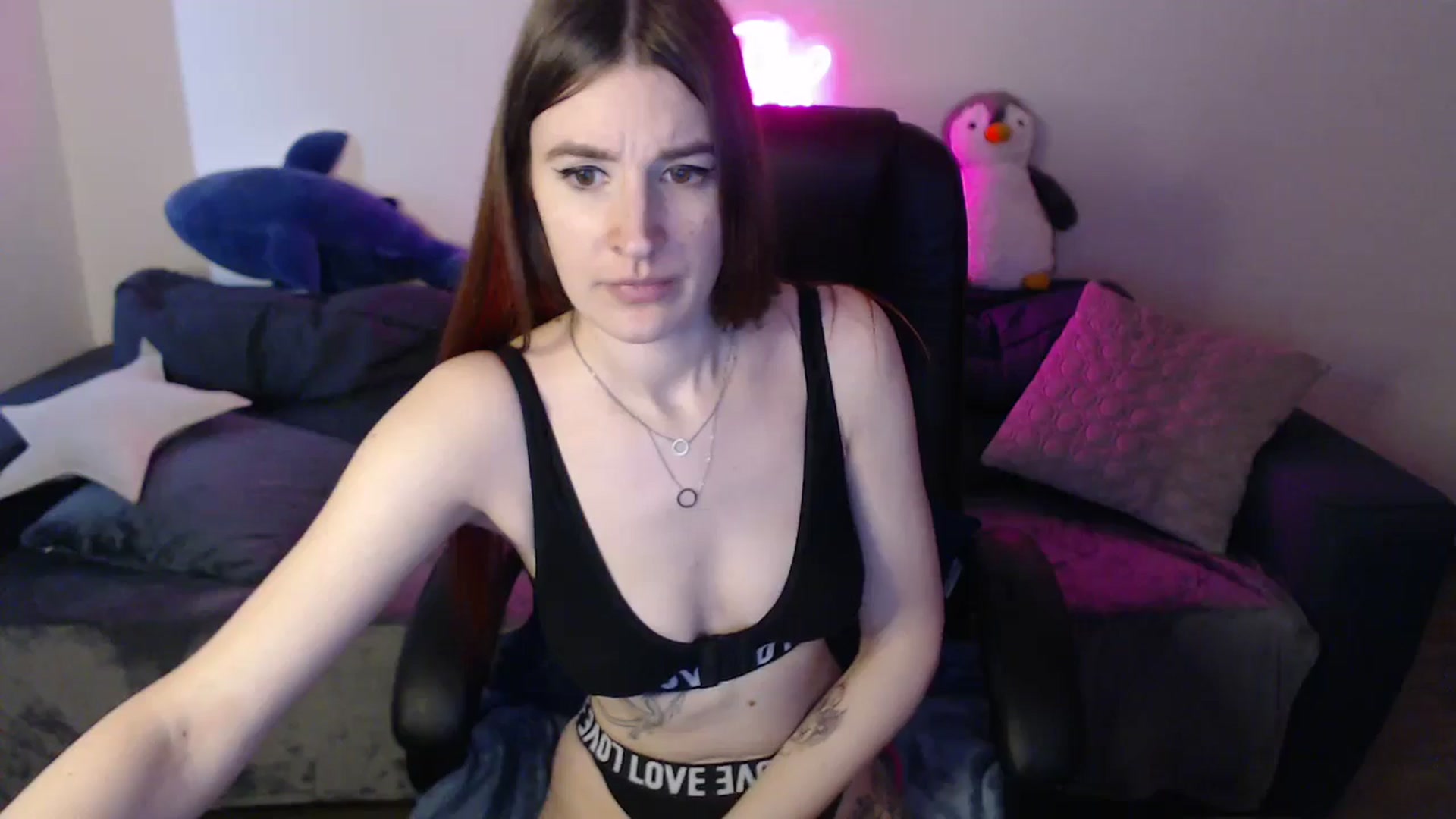 Gallery image thumbnail from Brocard's myfreecams stream on, 03/25/2025, 10:57 image 6 of 20