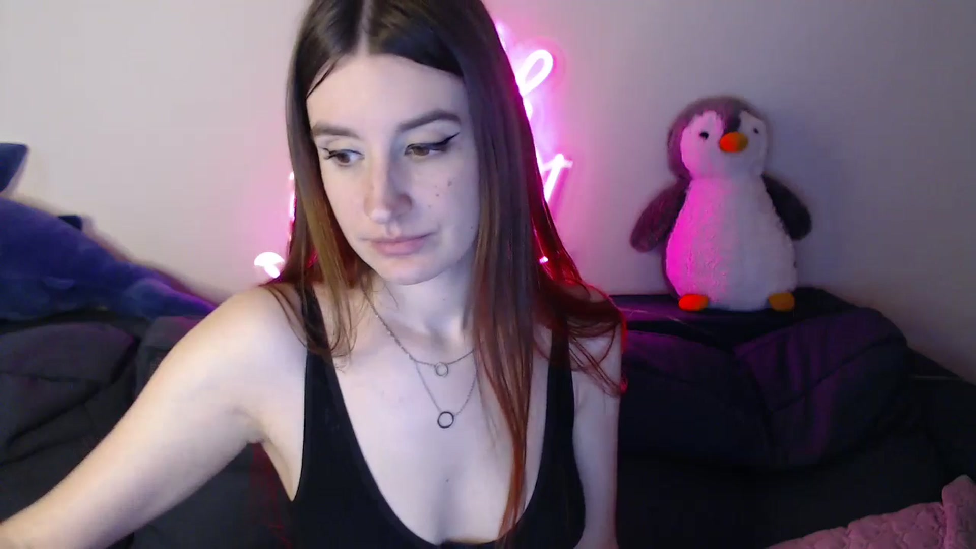 Gallery image thumbnail from Brocard's myfreecams stream on, 03/25/2025, 13:36 image 17 of 20
