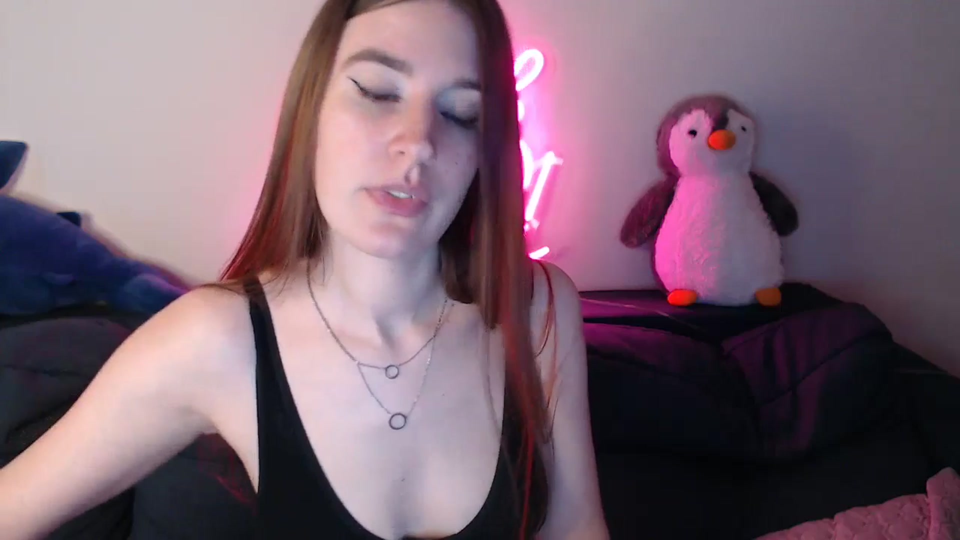 Gallery image thumbnail from Brocard's myfreecams stream on, 03/25/2025, 13:36 image 16 of 20