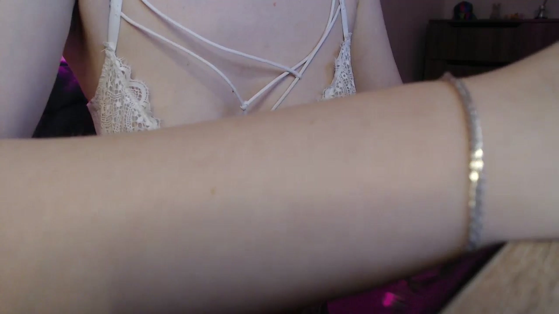 Gallery image thumbnail from Brocard's myfreecams stream on, 03/30/2025, 13:28 image 5 of 20