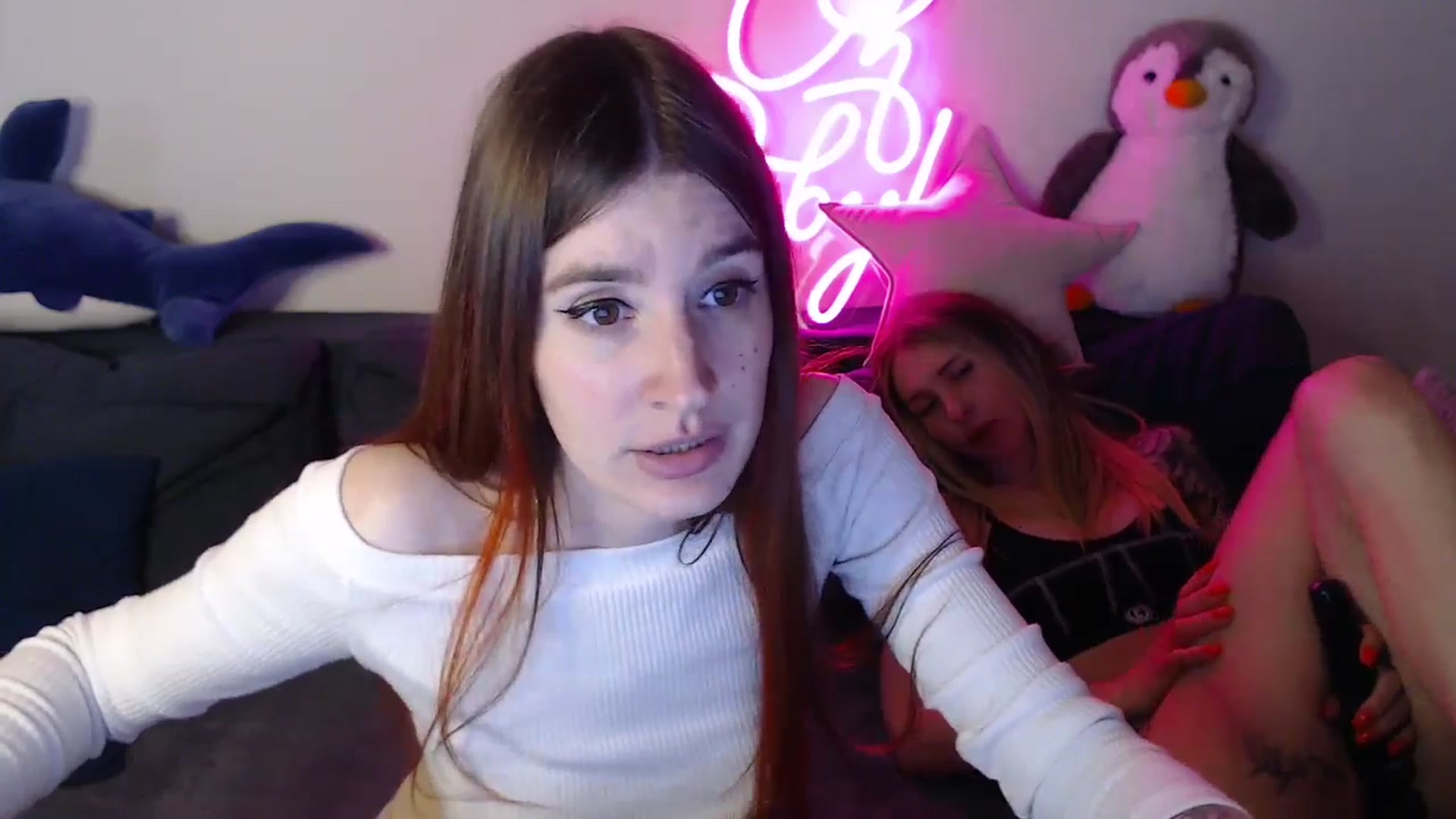 Gallery image thumbnail from Brocard's myfreecams stream on, 04/01/2025, 13:24 image 12 of 20