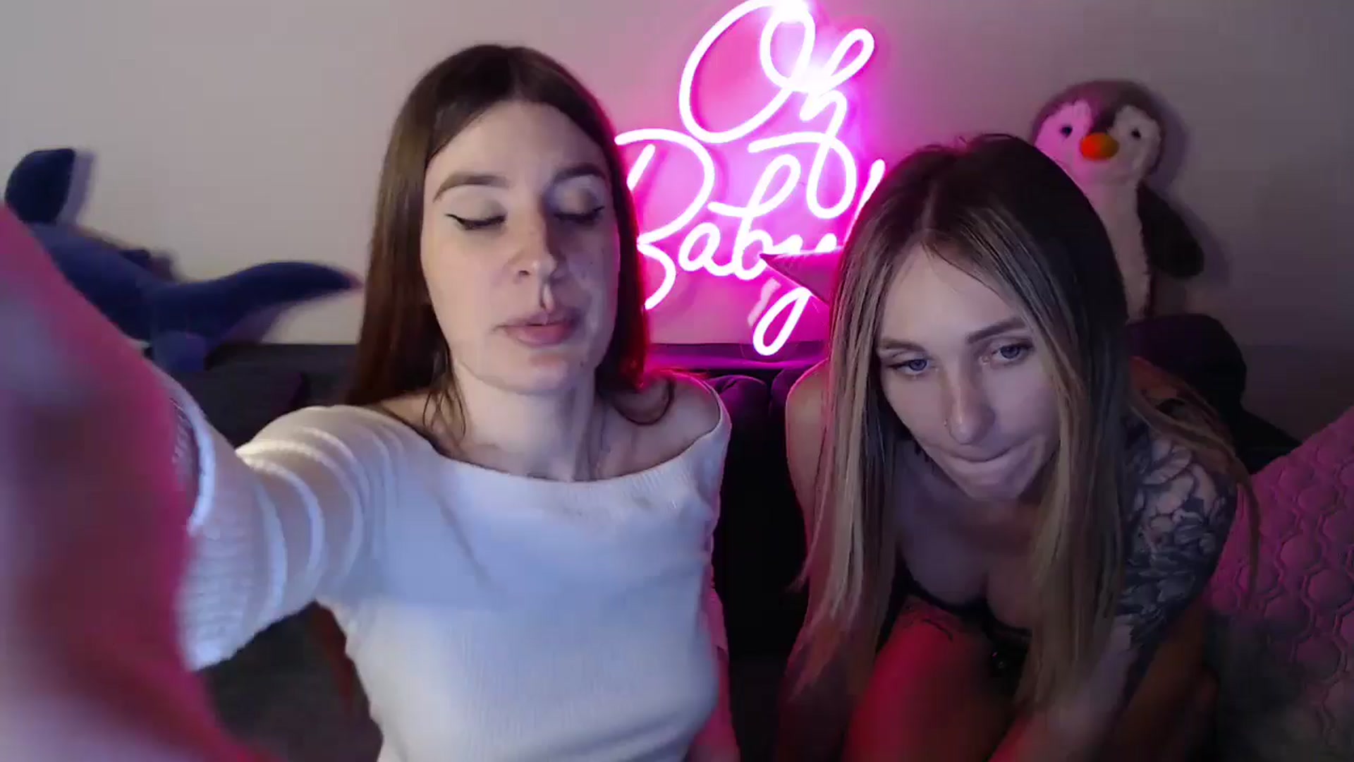 Gallery image thumbnail from Brocard's myfreecams stream on, 04/01/2025, 13:24 image 1 of 20