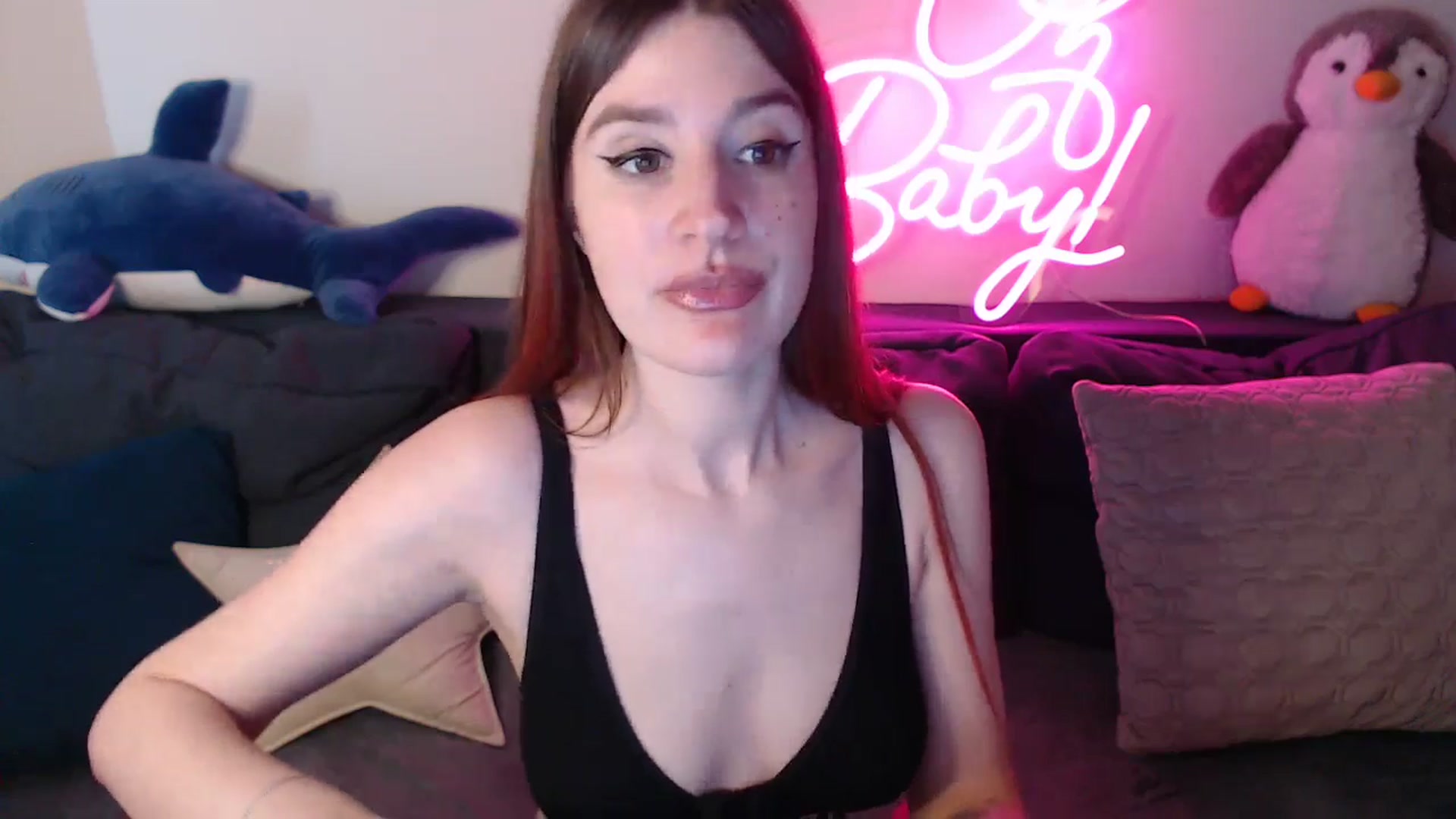 Gallery image thumbnail from Brocard's myfreecams stream on, 04/06/2025, 11:33 image 4 of 20