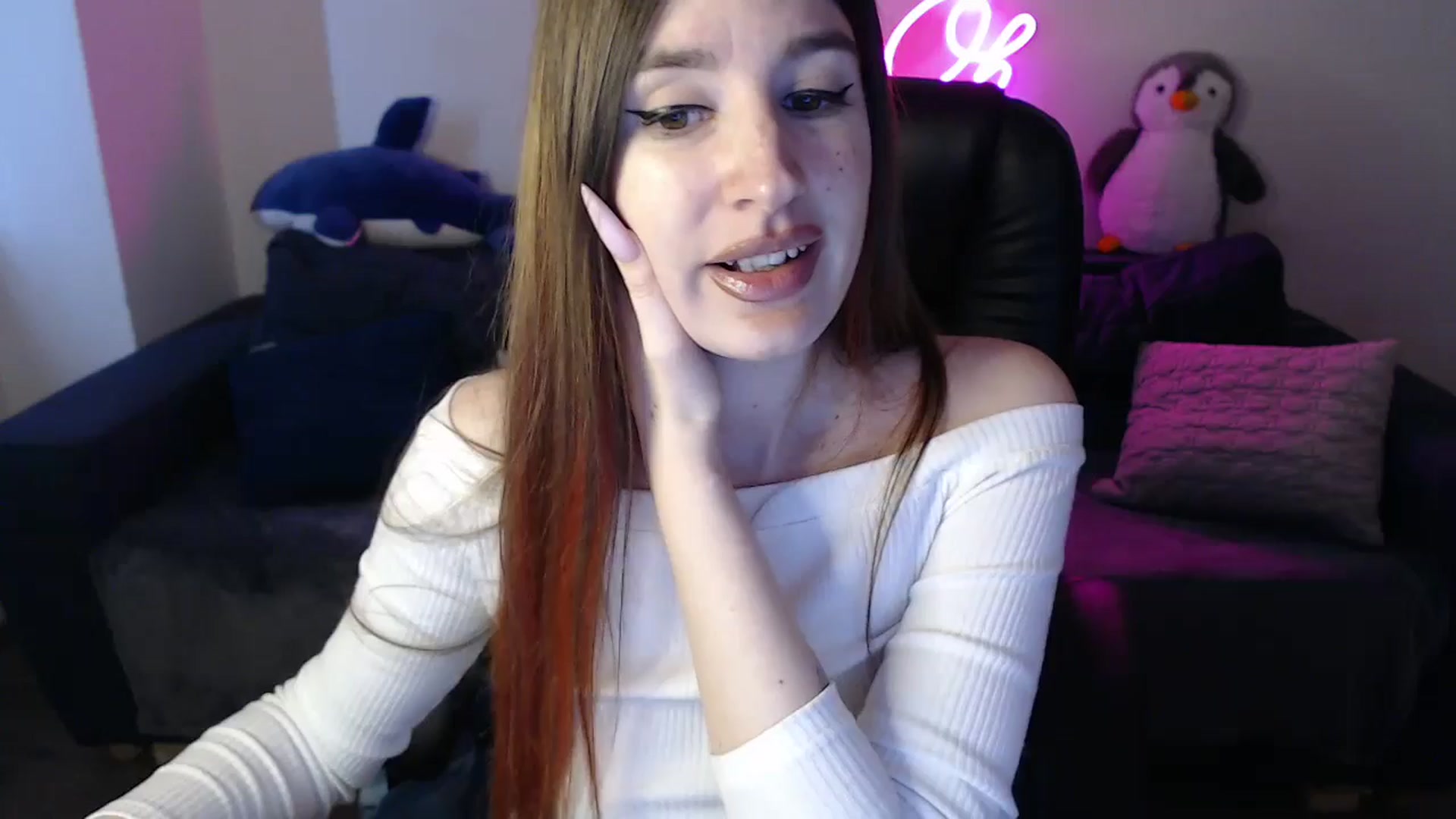 Gallery image thumbnail from Brocard's myfreecams stream on, 04/07/2025, 09:44 image 4 of 20