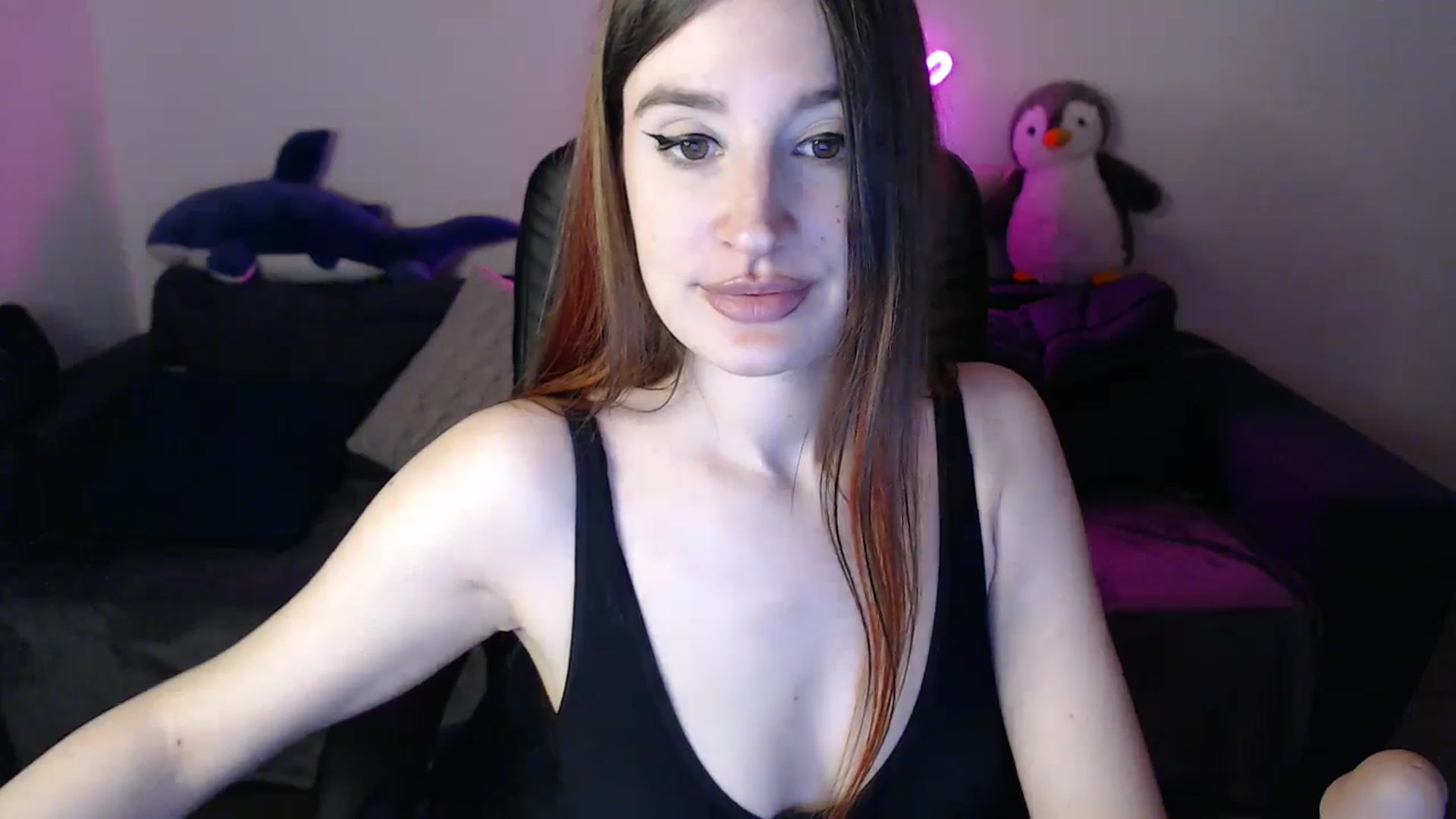 Gallery image thumbnail from Brocard's myfreecams stream on, 04/14/2025, 10:09 image 11 of 20