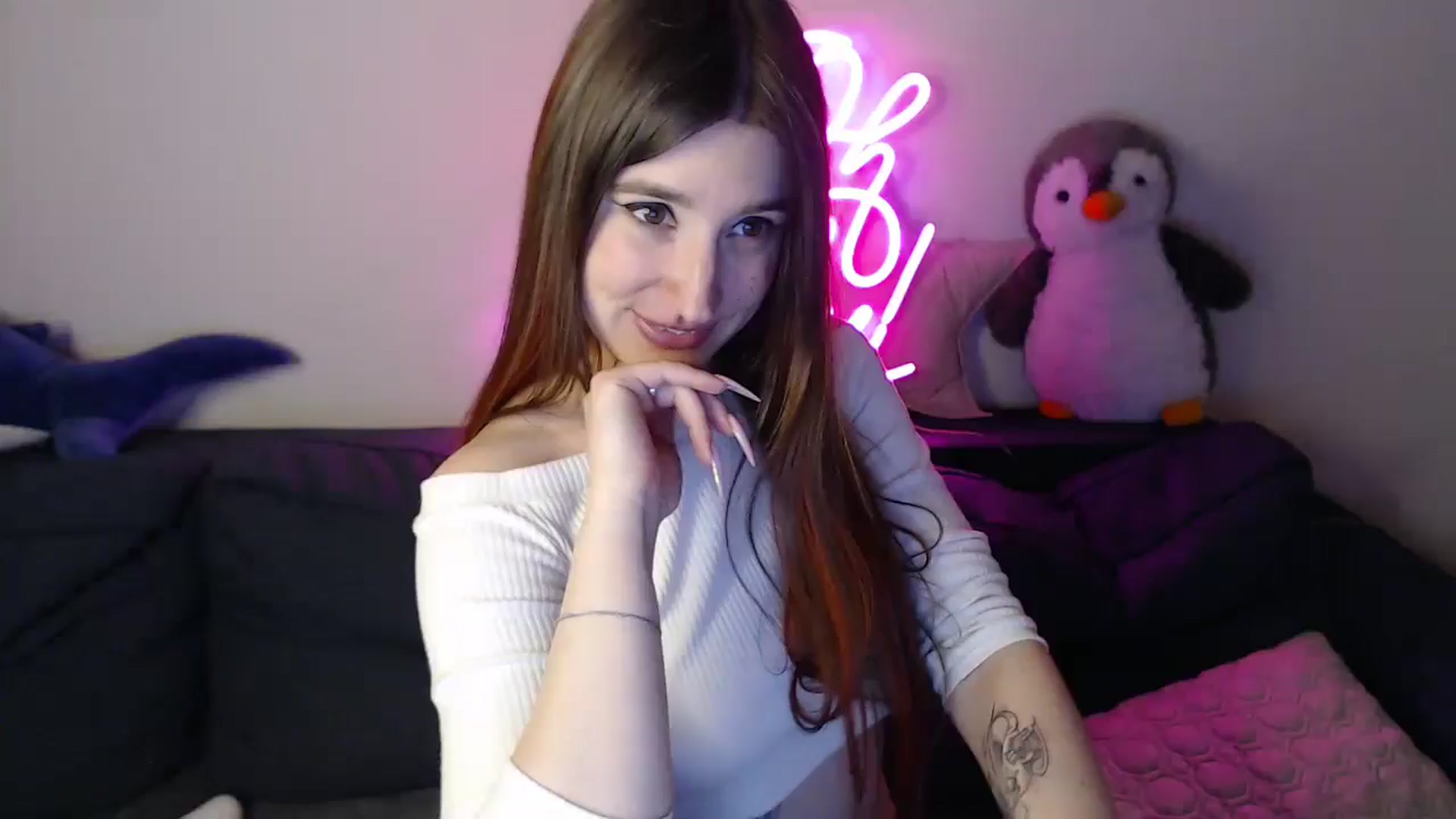 Gallery image thumbnail from Brocard's myfreecams stream on, 04/14/2025, 13:29 image 7 of 20