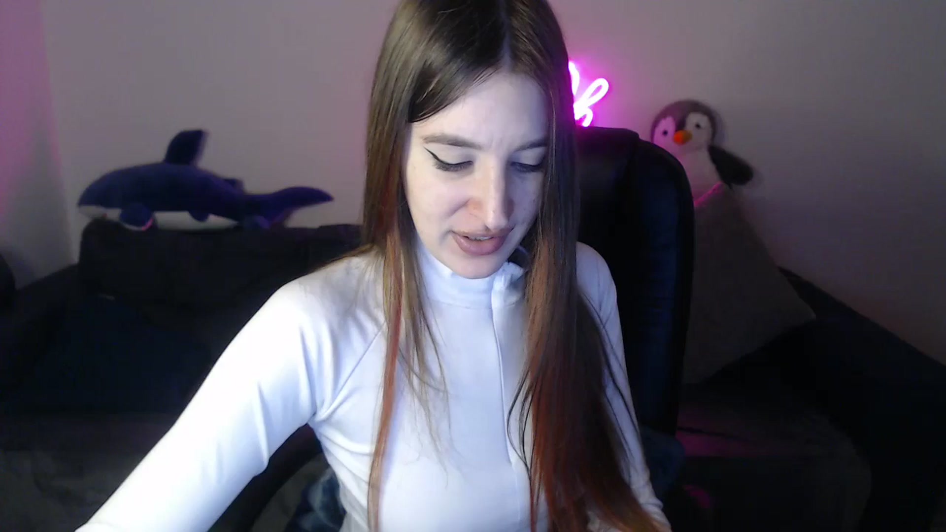 Gallery image thumbnail from Brocard's myfreecams stream on, 04/15/2025, 09:02 image 1 of 20