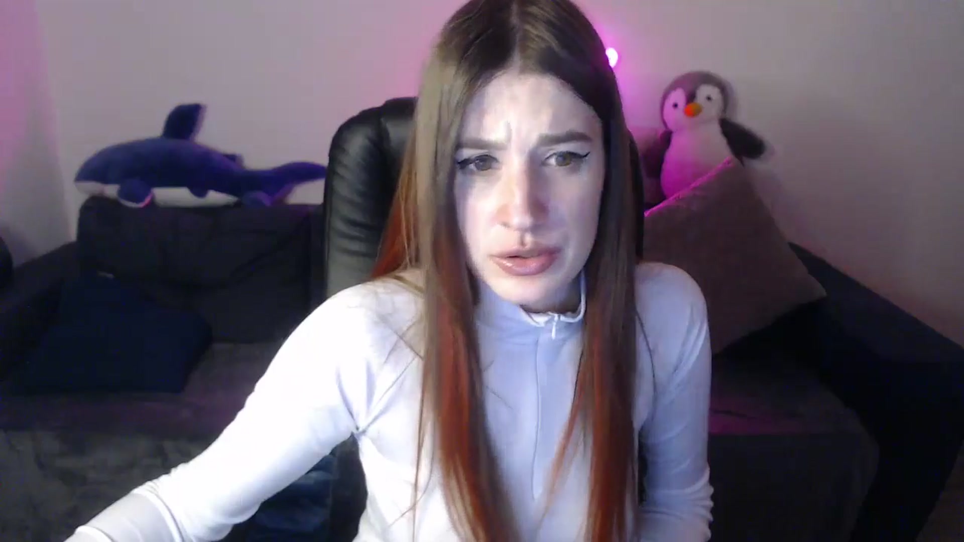 Gallery image thumbnail from Brocard's myfreecams stream on, 04/15/2025, 10:07 image 14 of 20