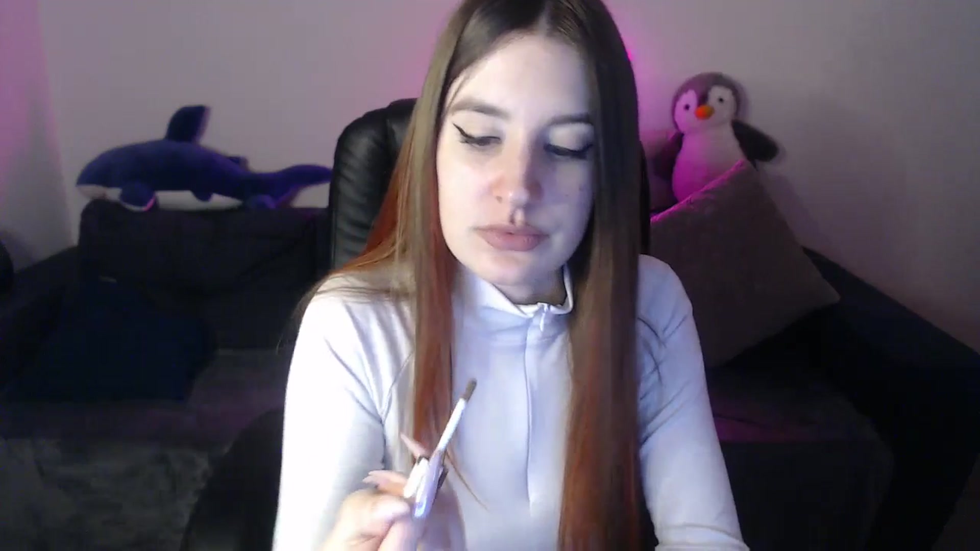 Gallery image thumbnail from Brocard's myfreecams stream on, 04/15/2025, 10:07 image 8 of 20