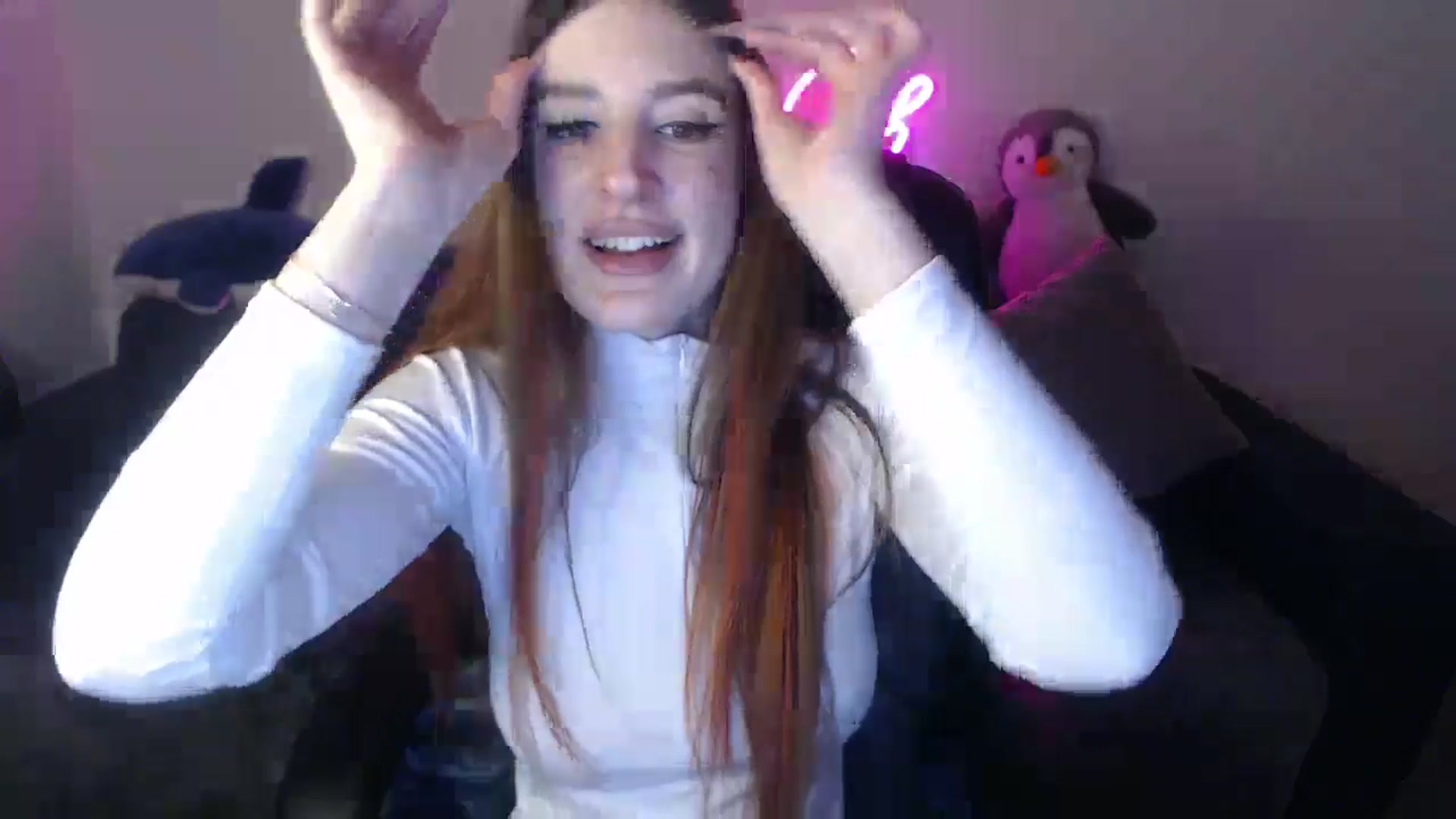 Gallery image thumbnail from Brocard's myfreecams stream on, 04/15/2025, 10:07 image 5 of 20