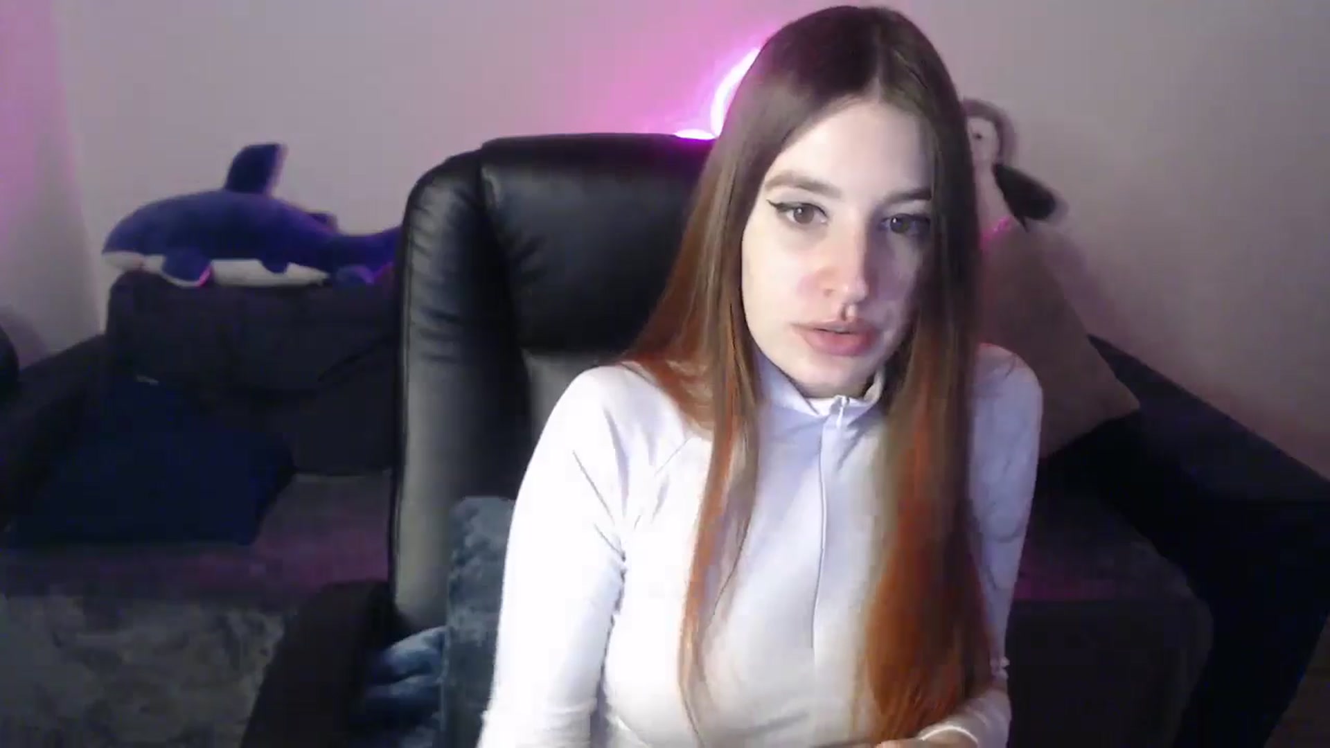 Gallery image thumbnail from Brocard's myfreecams stream on, 04/15/2025, 10:07 image 2 of 20