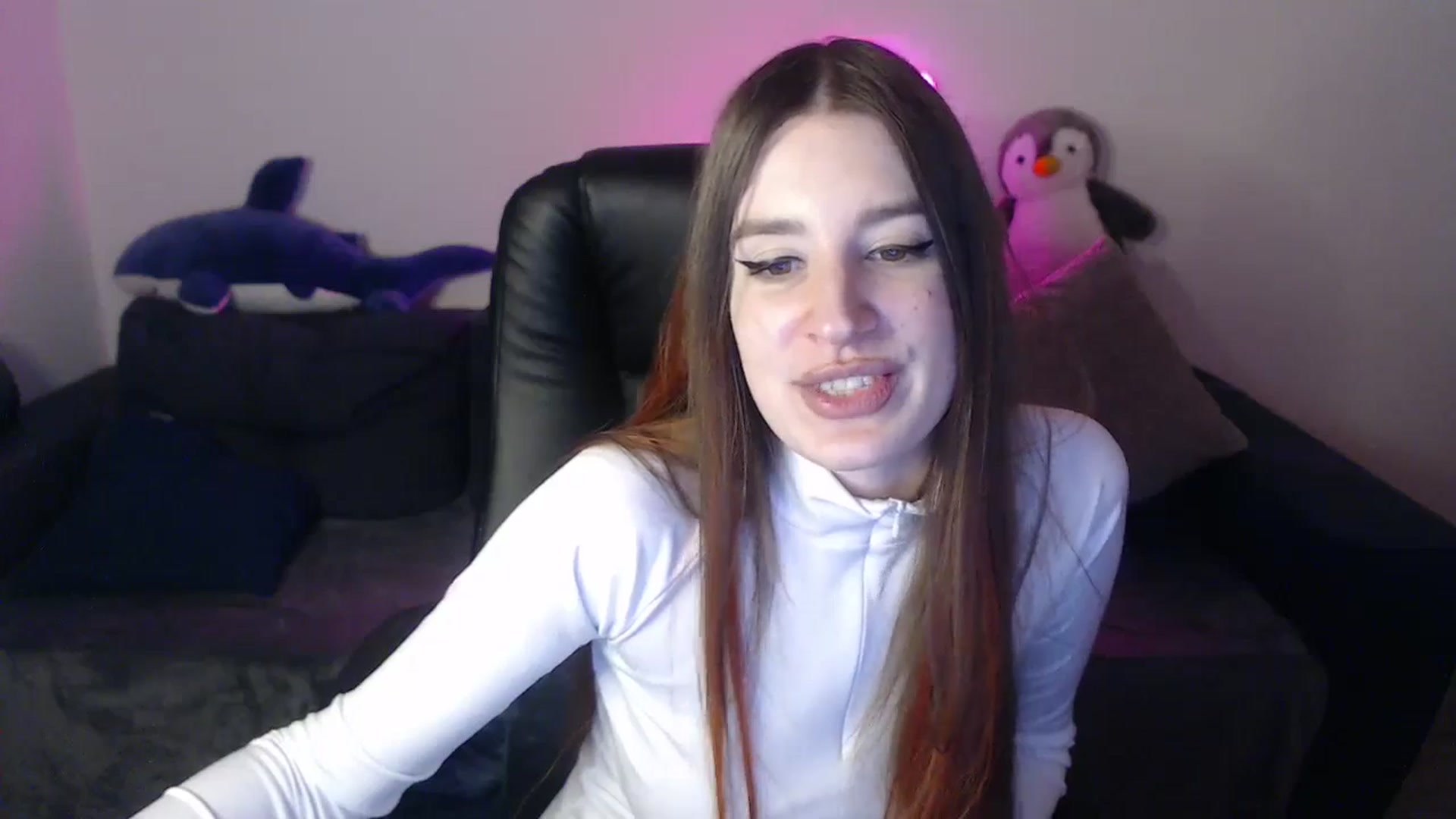 Gallery image thumbnail from Brocard's myfreecams stream on, 04/15/2025, 10:07 image 6 of 20