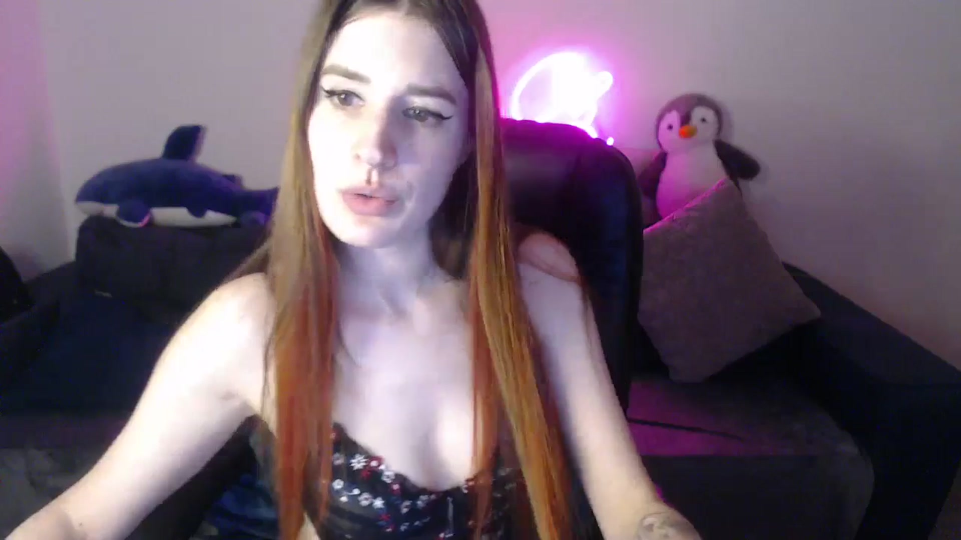 Gallery image thumbnail from Brocard's myfreecams stream on, 04/15/2025, 11:40 image 3 of 20