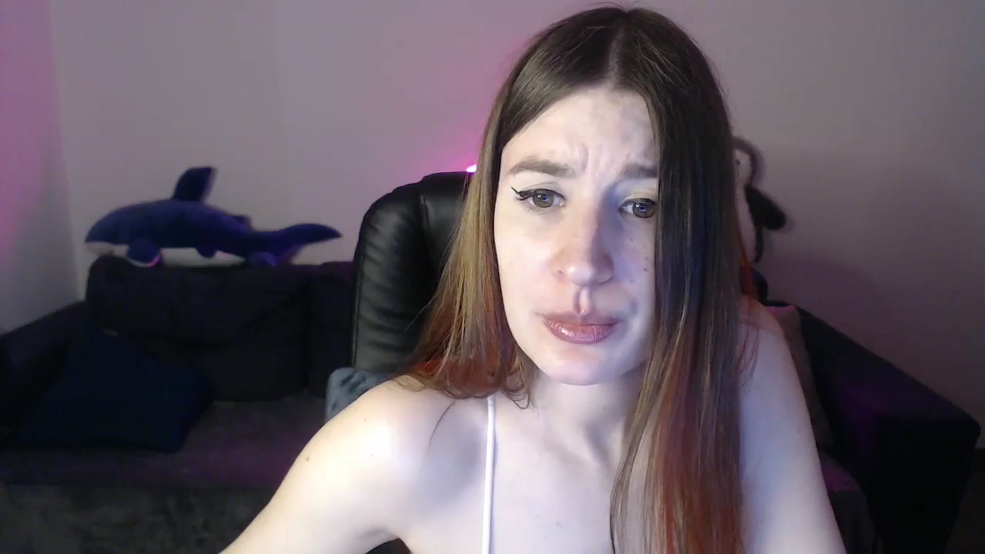 Gallery image thumbnail from Brocard's myfreecams stream on, 04/16/2025, 09:10 image 11 of 20