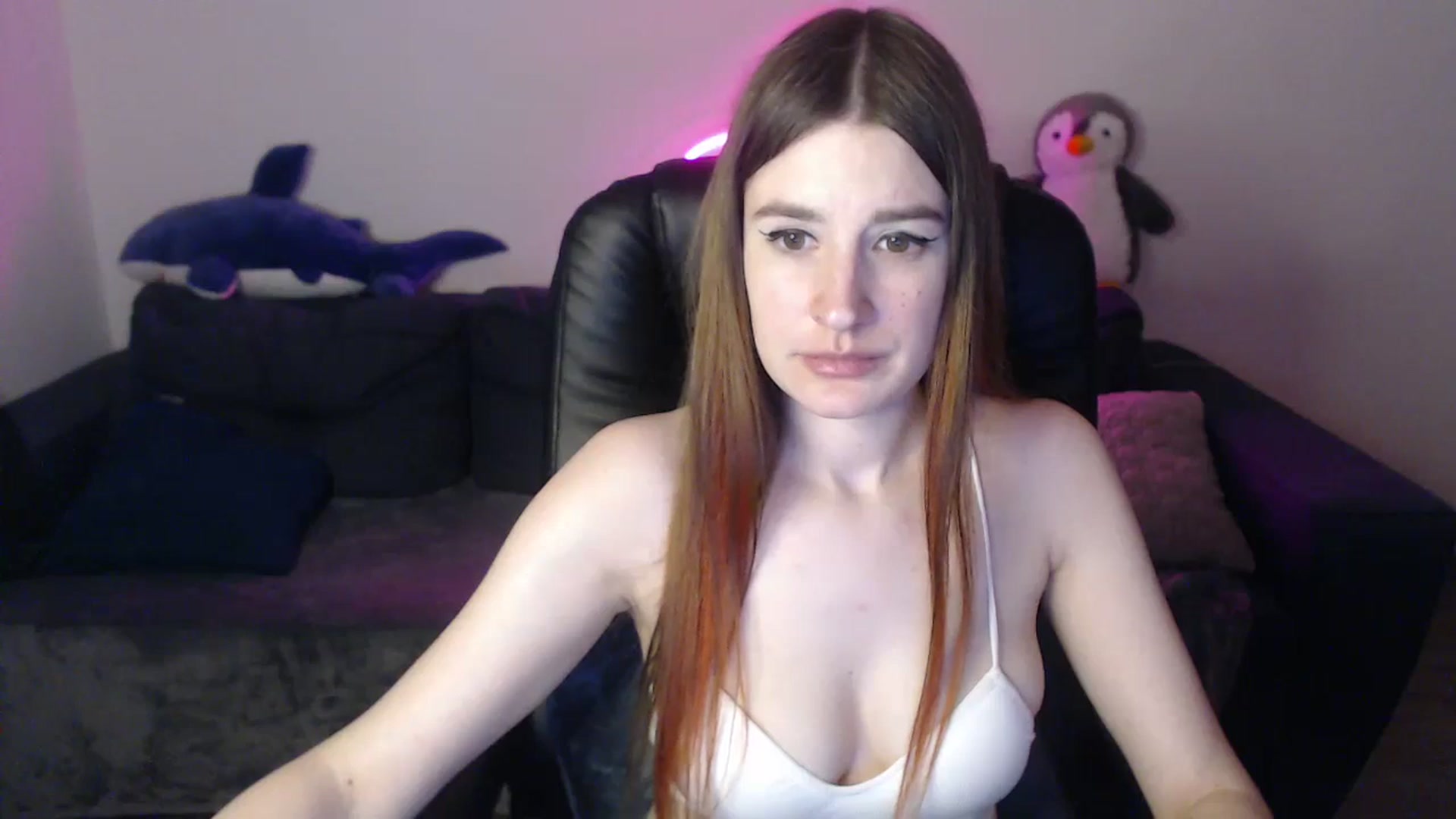 Gallery image thumbnail from Brocard's myfreecams stream on, 04/16/2025, 10:39 image 13 of 20