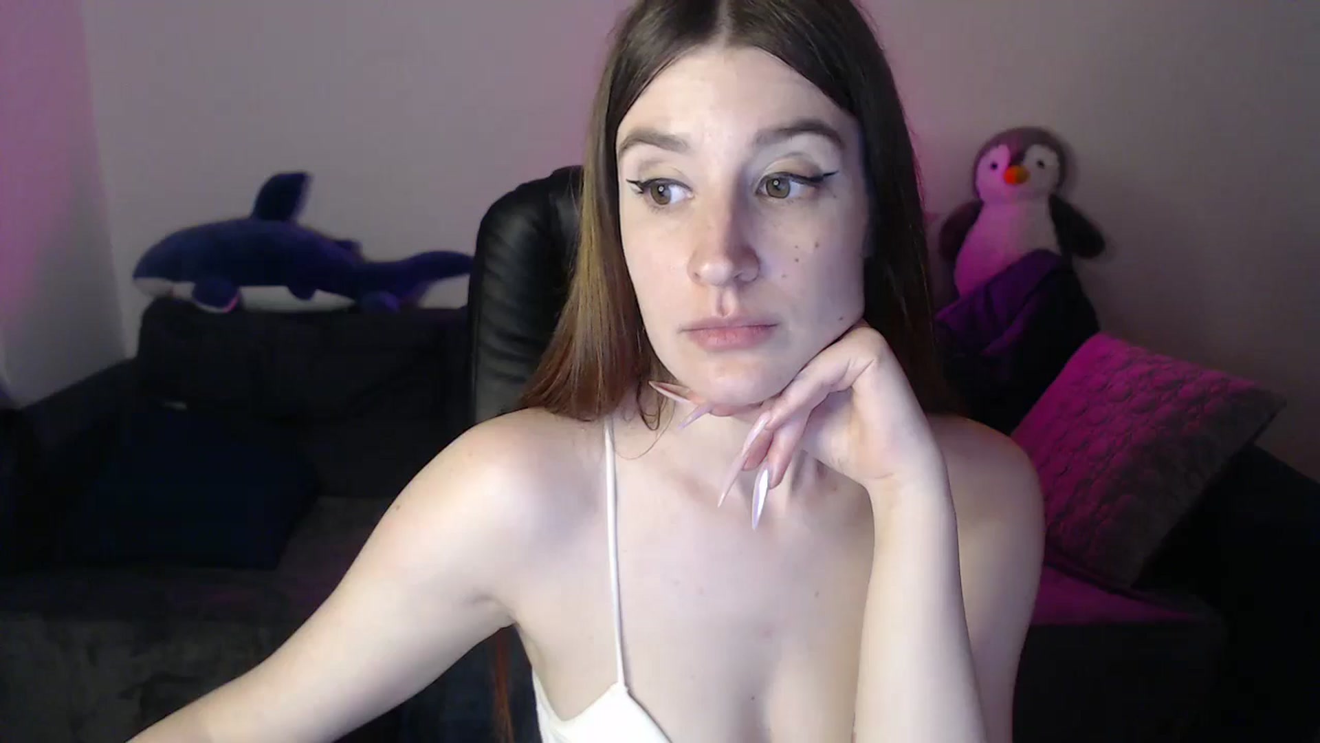 Gallery image thumbnail from Brocard's myfreecams stream on, 04/16/2025, 13:08 image 17 of 20