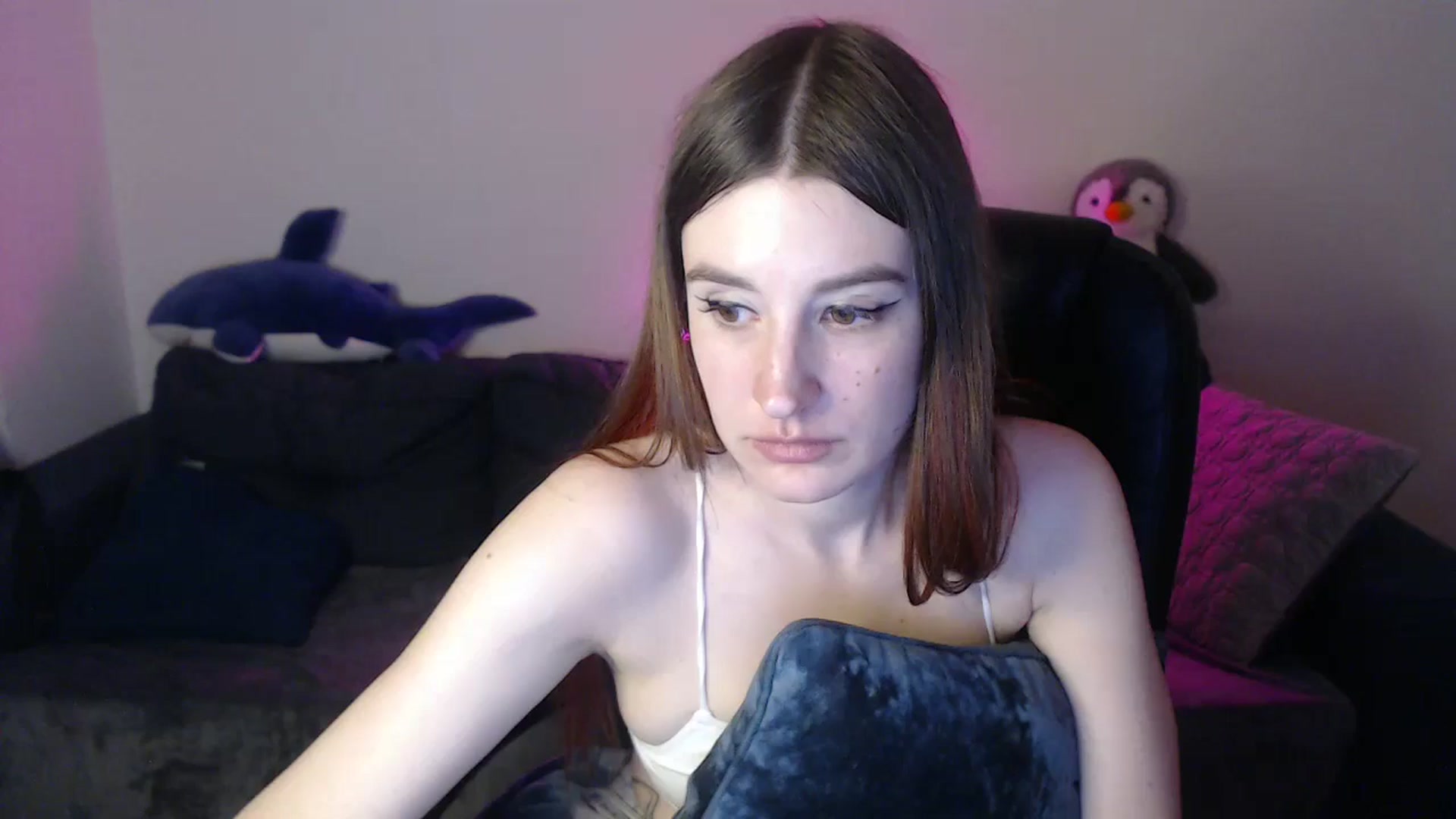 Gallery image thumbnail from Brocard's myfreecams stream on, 04/16/2025, 13:37 image 18 of 20