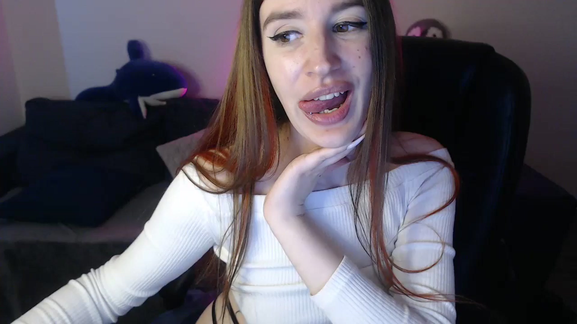 Gallery image thumbnail from Brocard's myfreecams stream on, 04/21/2025, 09:09 image 1 of 20