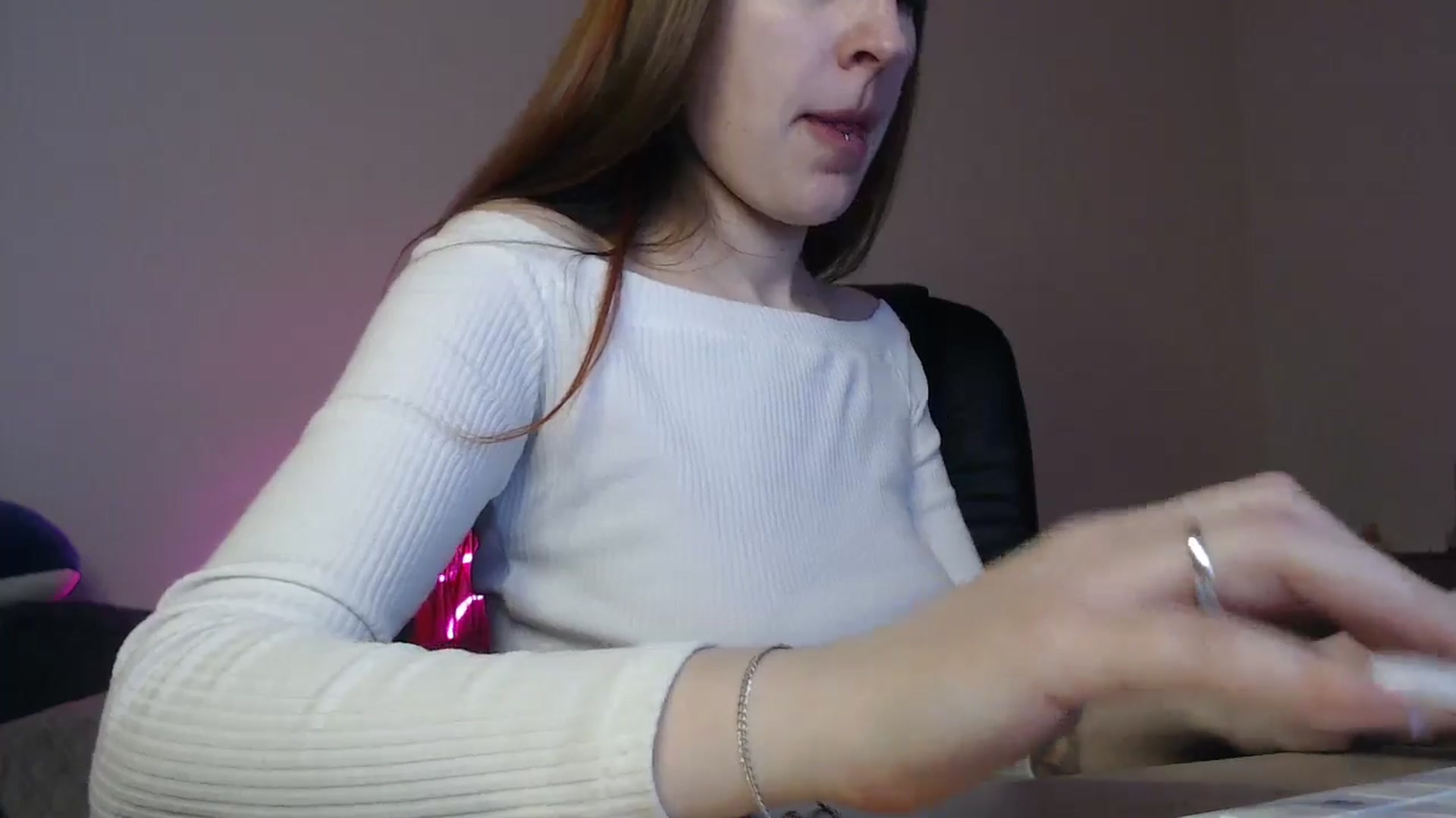 Gallery image thumbnail from Brocard's myfreecams stream on, 04/21/2025, 11:29 image 16 of 20