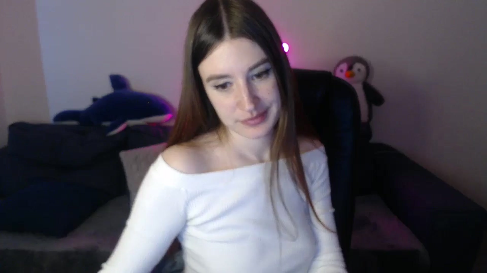 Gallery image thumbnail from Brocard's myfreecams stream on, 04/21/2025, 13:05 image 2 of 20