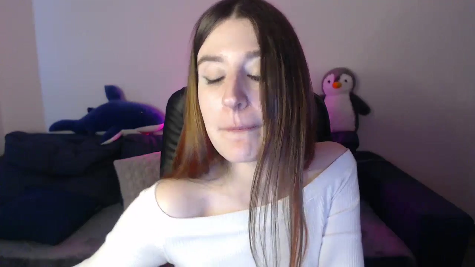 Gallery image thumbnail from Brocard's myfreecams stream on, 04/21/2025, 13:05 image 5 of 20