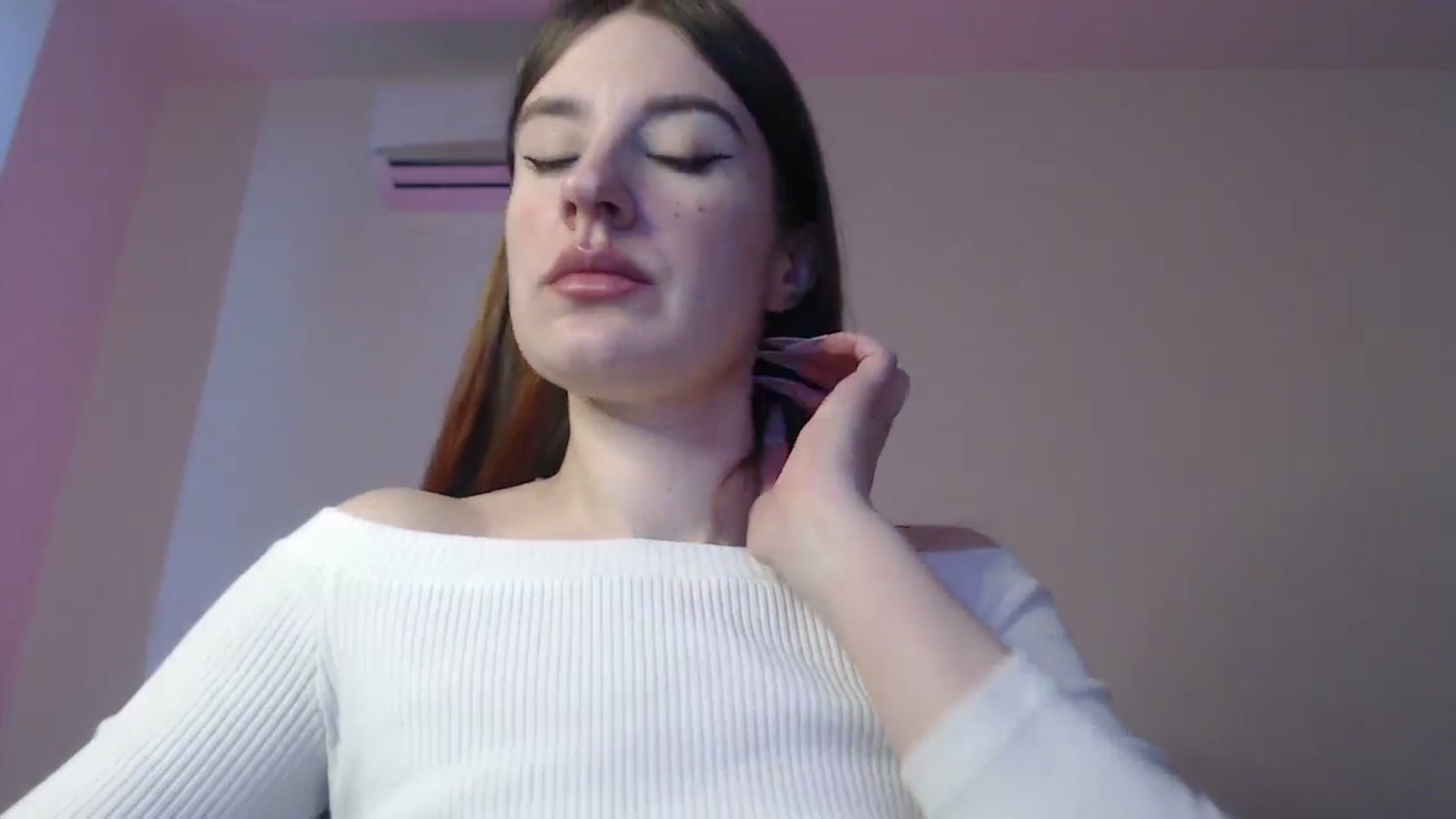 Gallery image thumbnail from Brocard's myfreecams stream on, 04/22/2025, 09:02 image 10 of 20