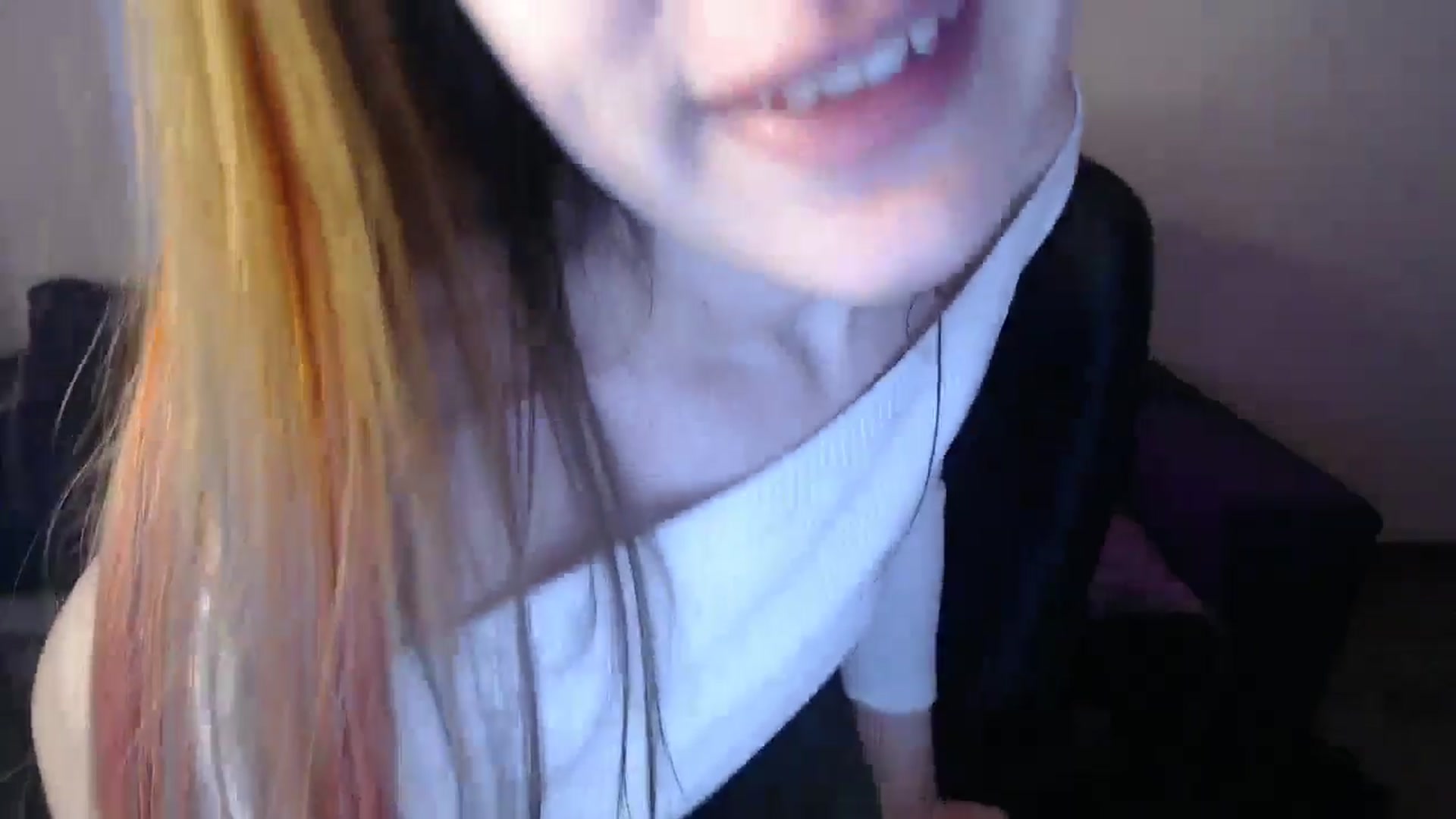 Gallery image thumbnail from Brocard's myfreecams stream on, 04/22/2025, 10:19 image 18 of 20