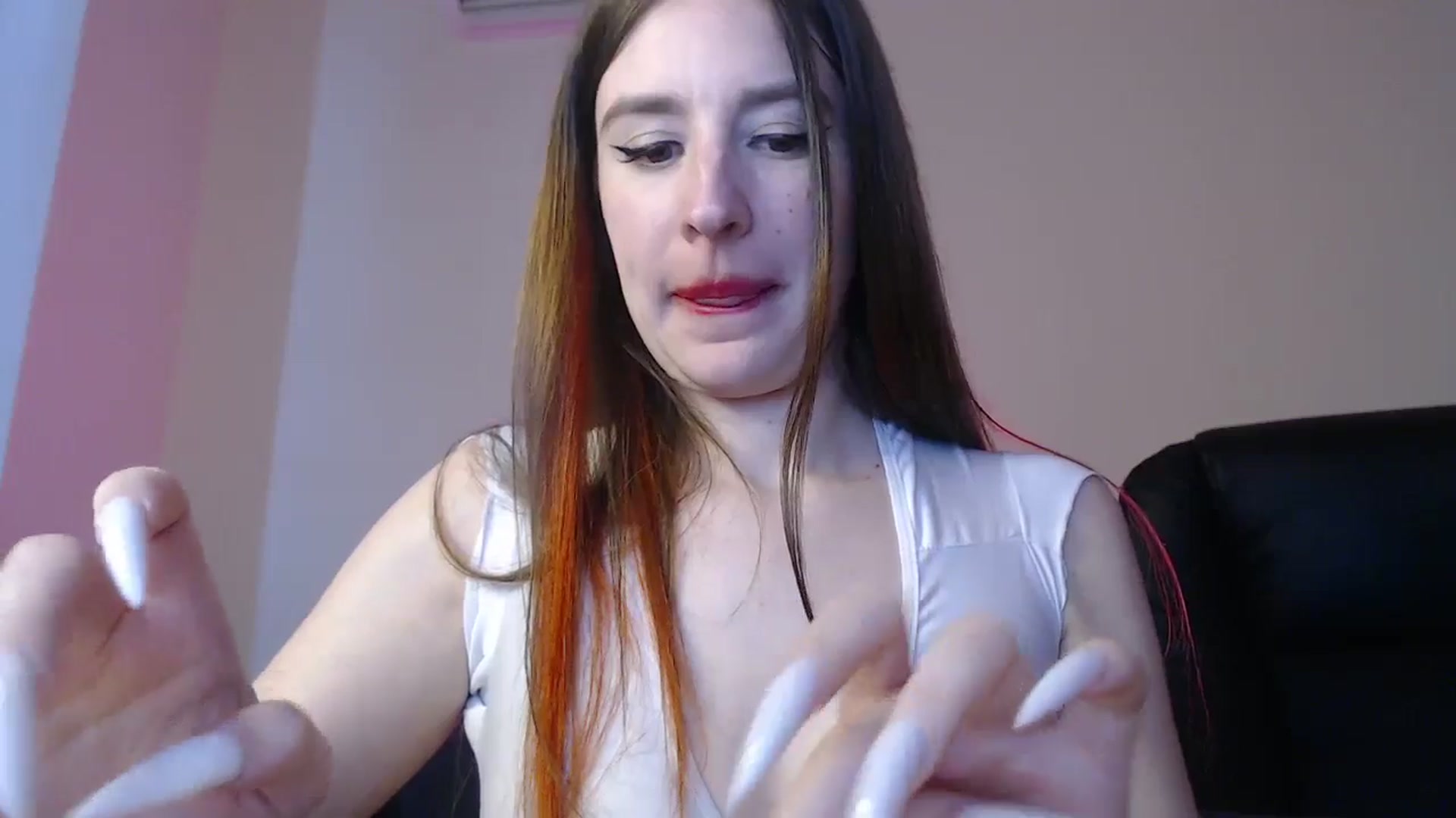 Gallery image thumbnail from Brocard's myfreecams stream on, 04/27/2025, 11:48 image 5 of 20