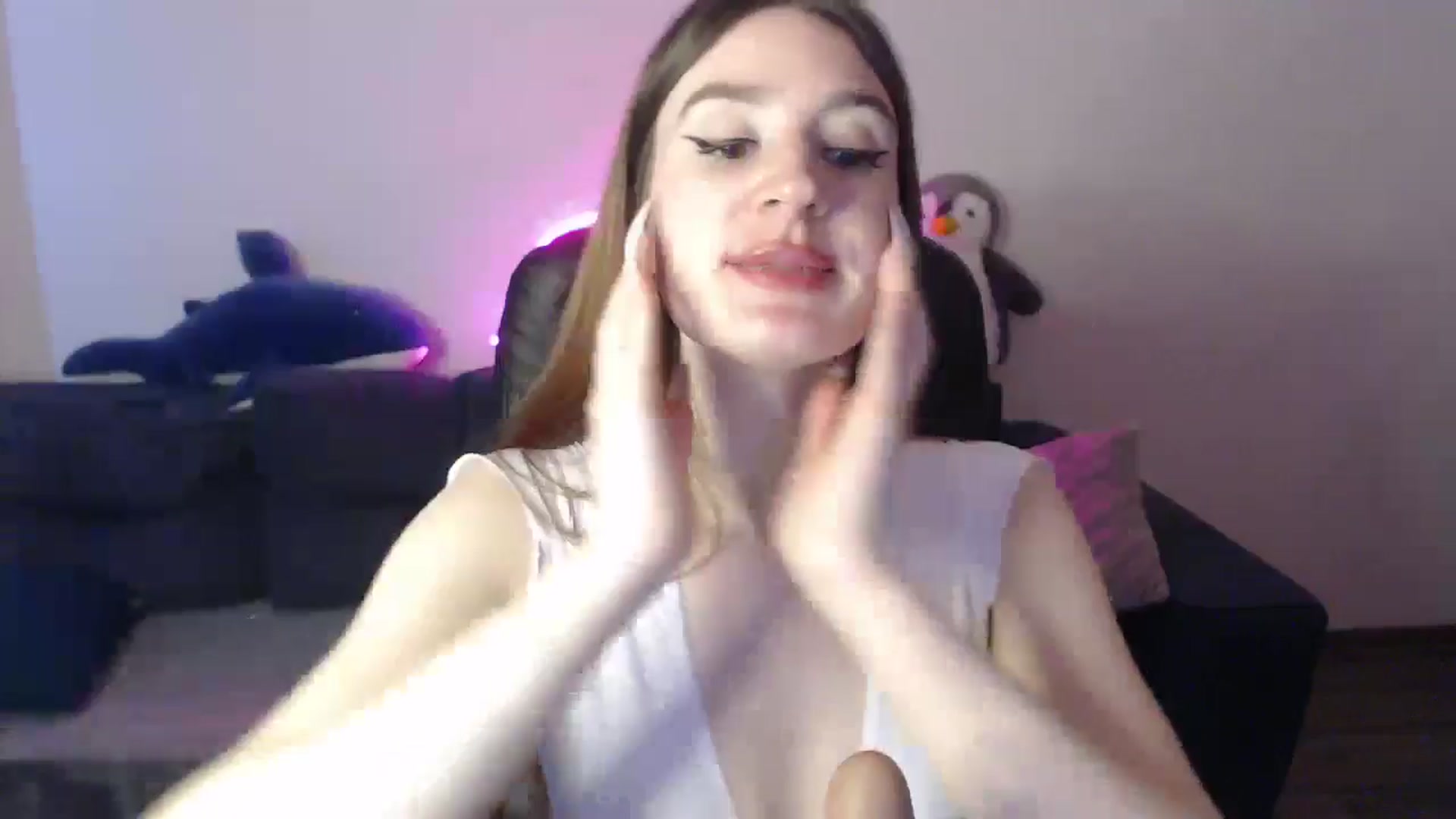 Gallery image thumbnail from Brocard's myfreecams stream on, 04/27/2025, 11:48 image 18 of 20